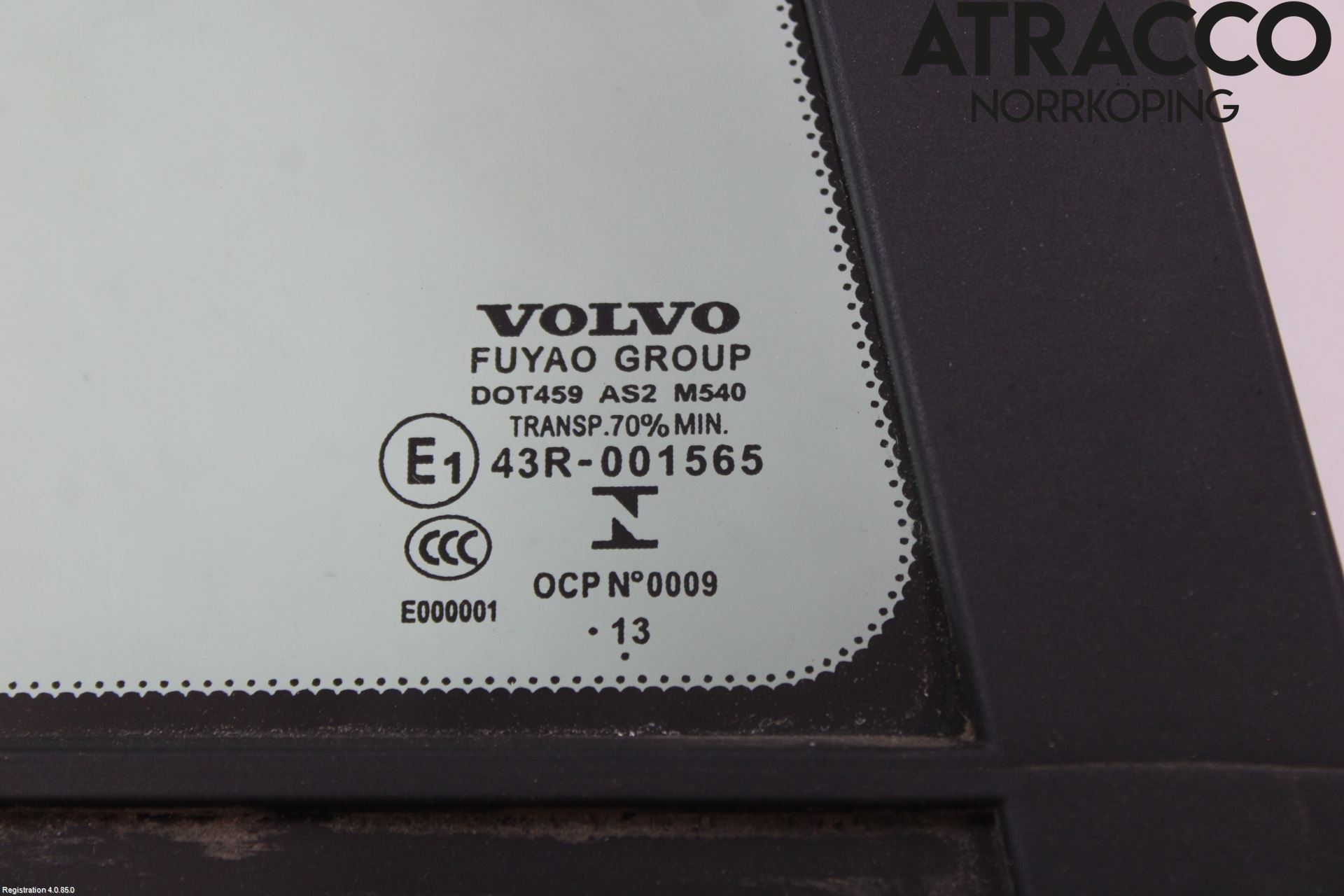 Volvo V60 14-18 Dörruta Bak Lilla Hö