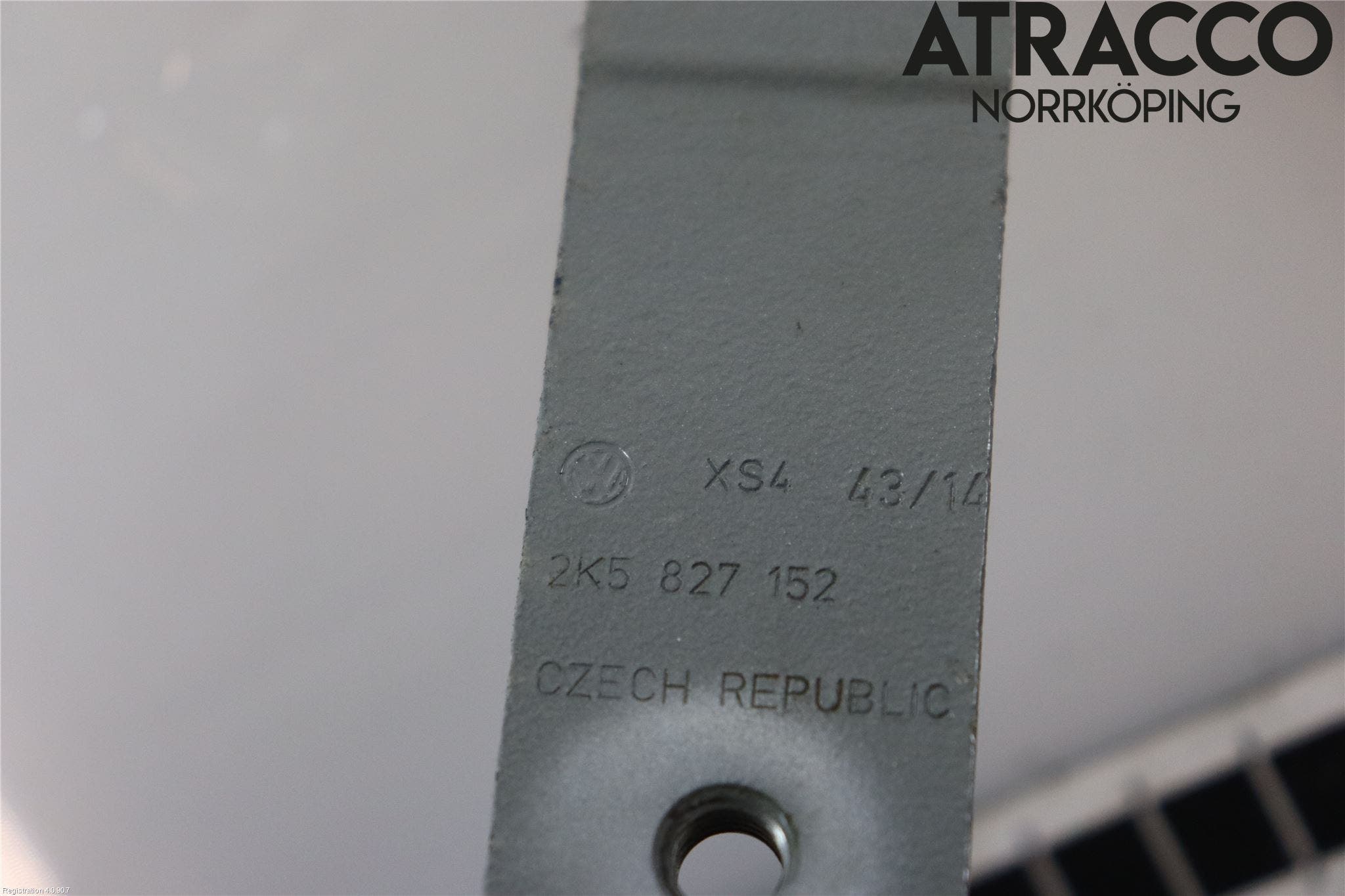 Volkswagen VW CADDY 11-15 Dörrgångjärn