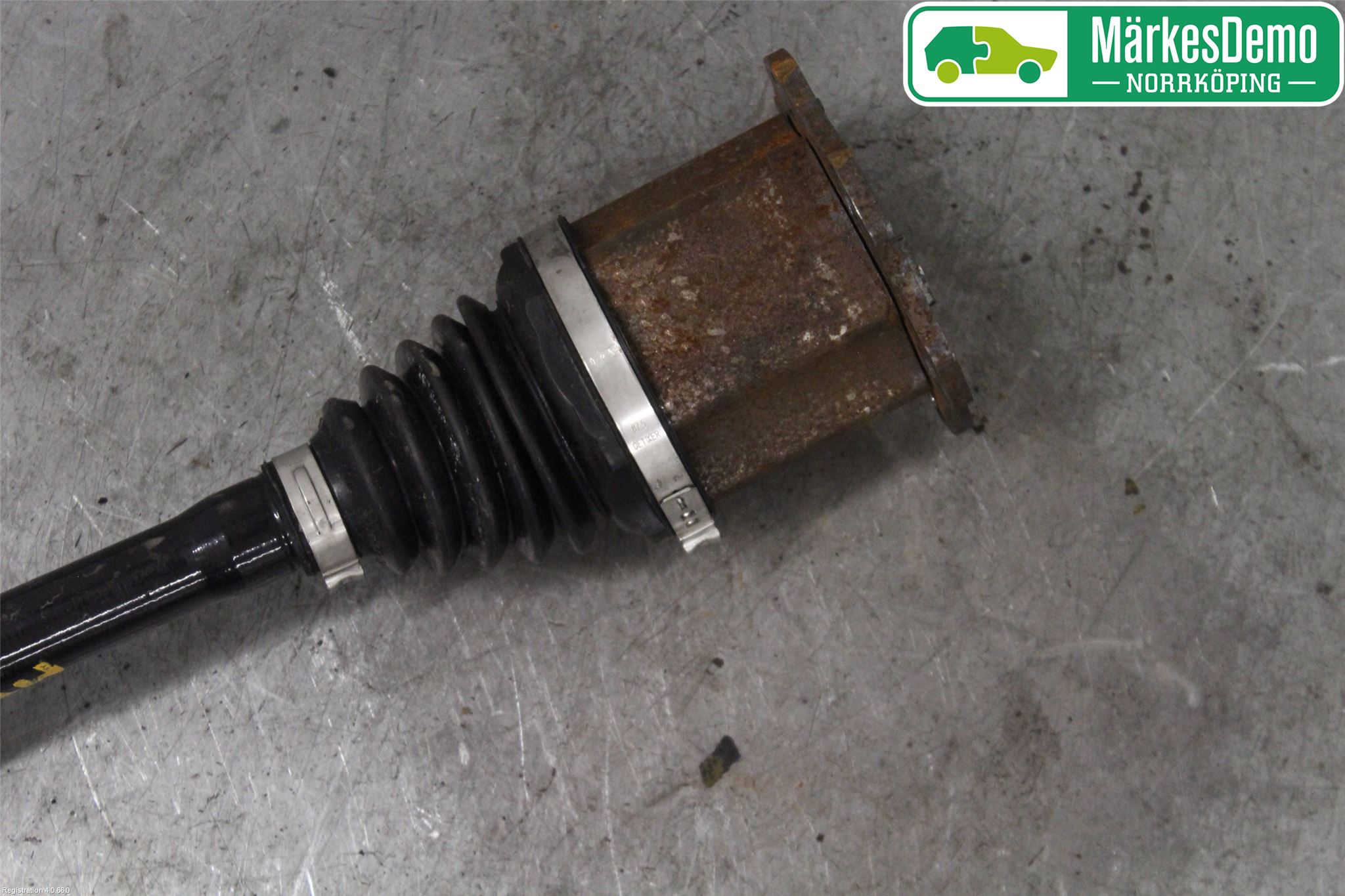 Seat ARONA Drivaxel Fram Höger