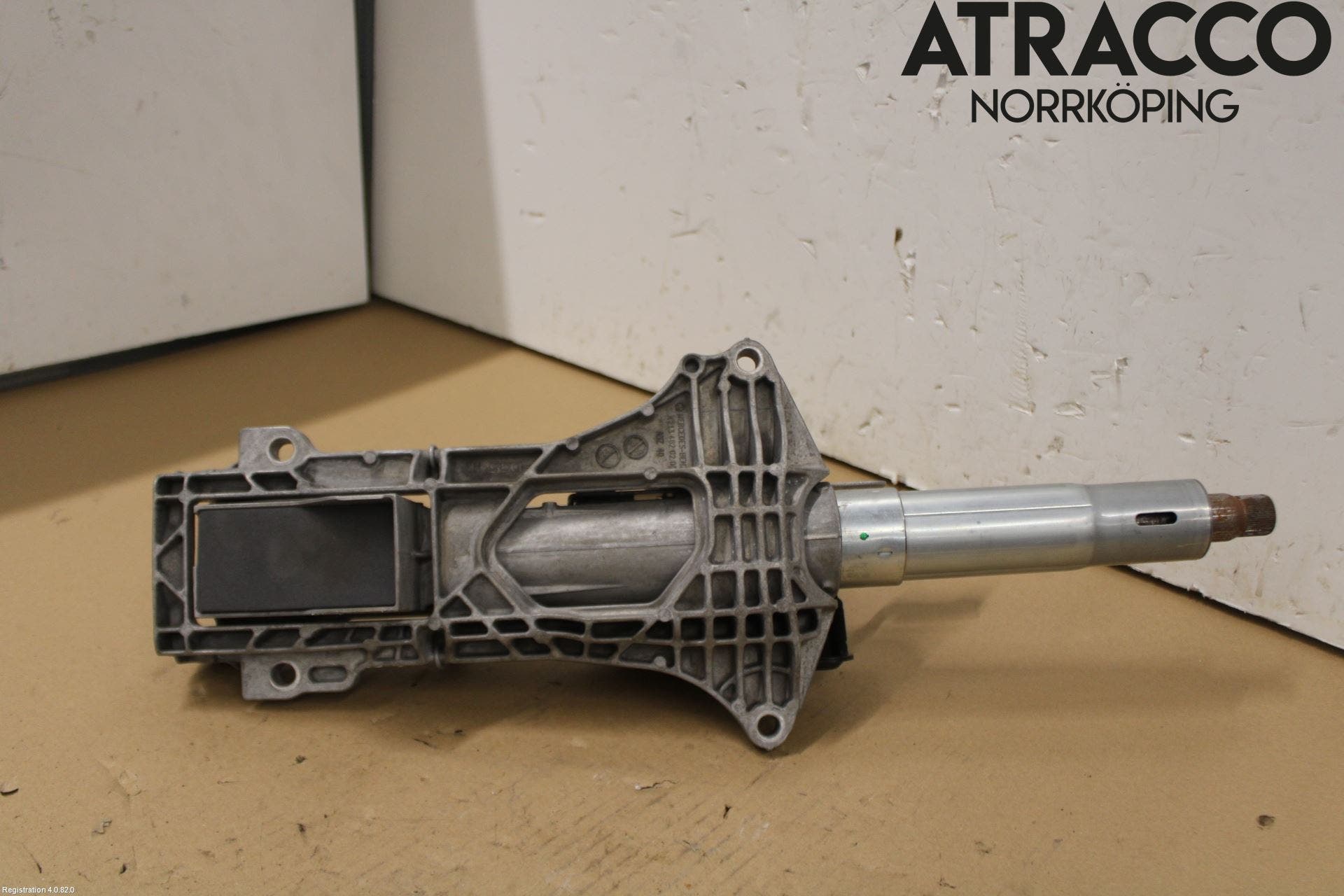 Mercedes-Benz MB C-KLASS (W205) 14-21 Rattaxelagg Justerbart