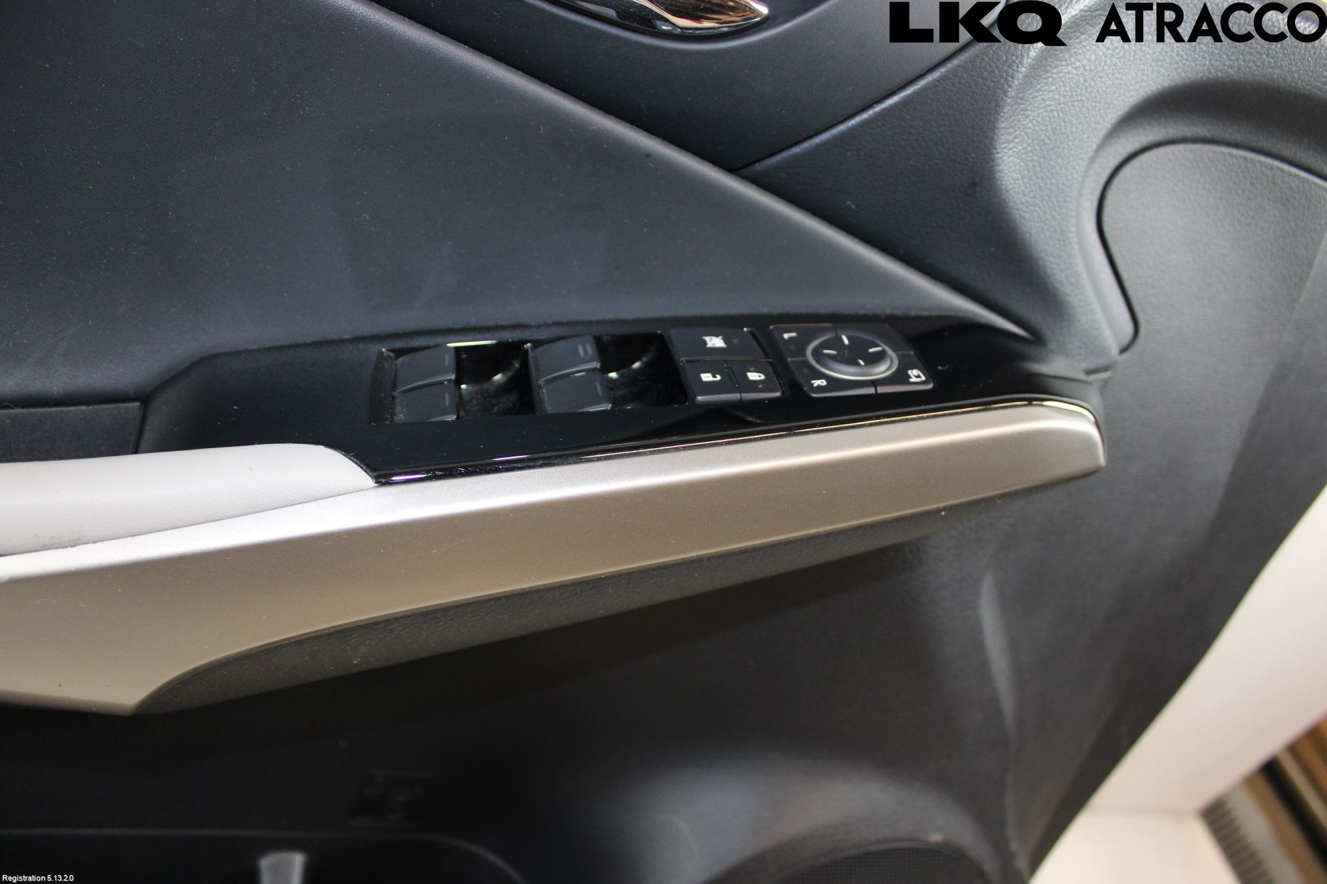 Lexus IS 250/350 14-20 Dörrklädsel Vä