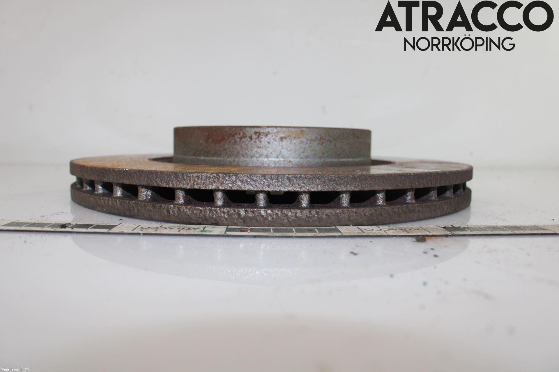 Toyota AVENSIS 03-06 Bromsskiva Fram