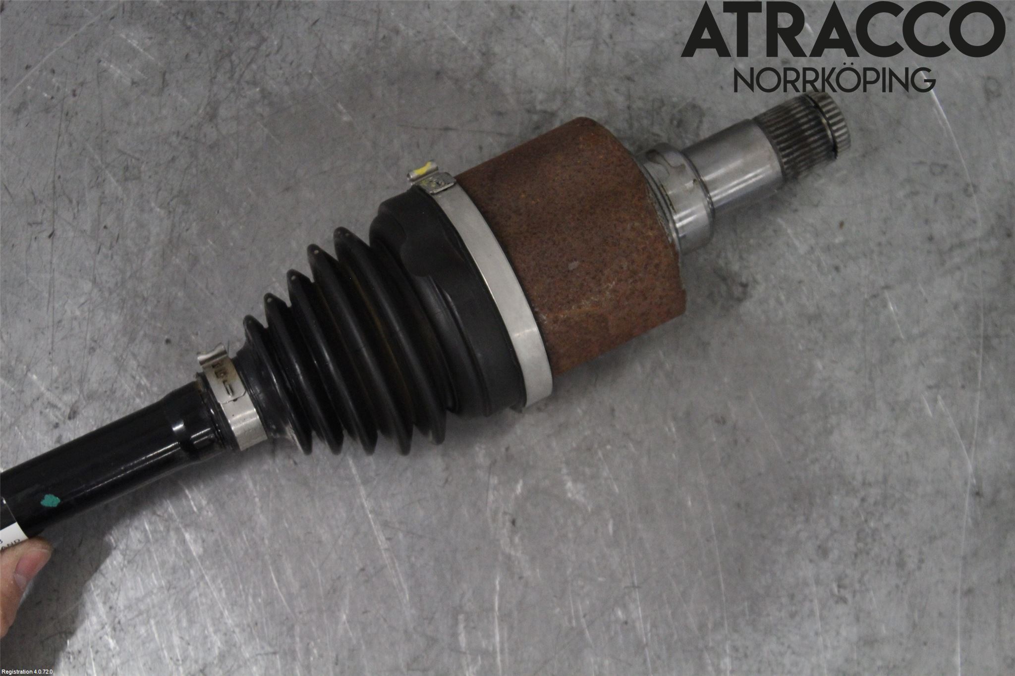 Volkswagen VW POLO VI 18->> Drivaxel Fram Vänster