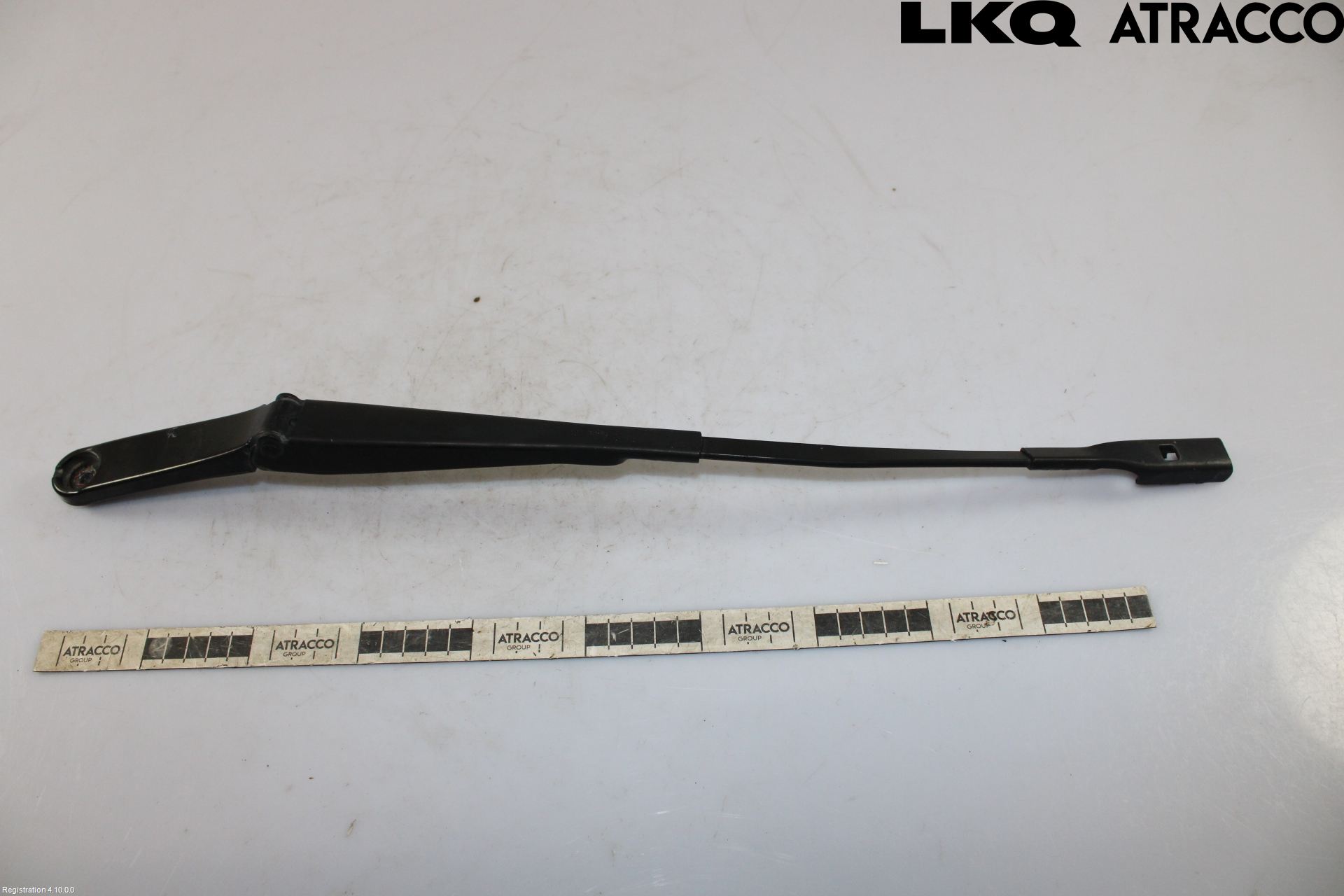 Audi A4/S4 B9 16-19 Torkararm Armar Vindruta