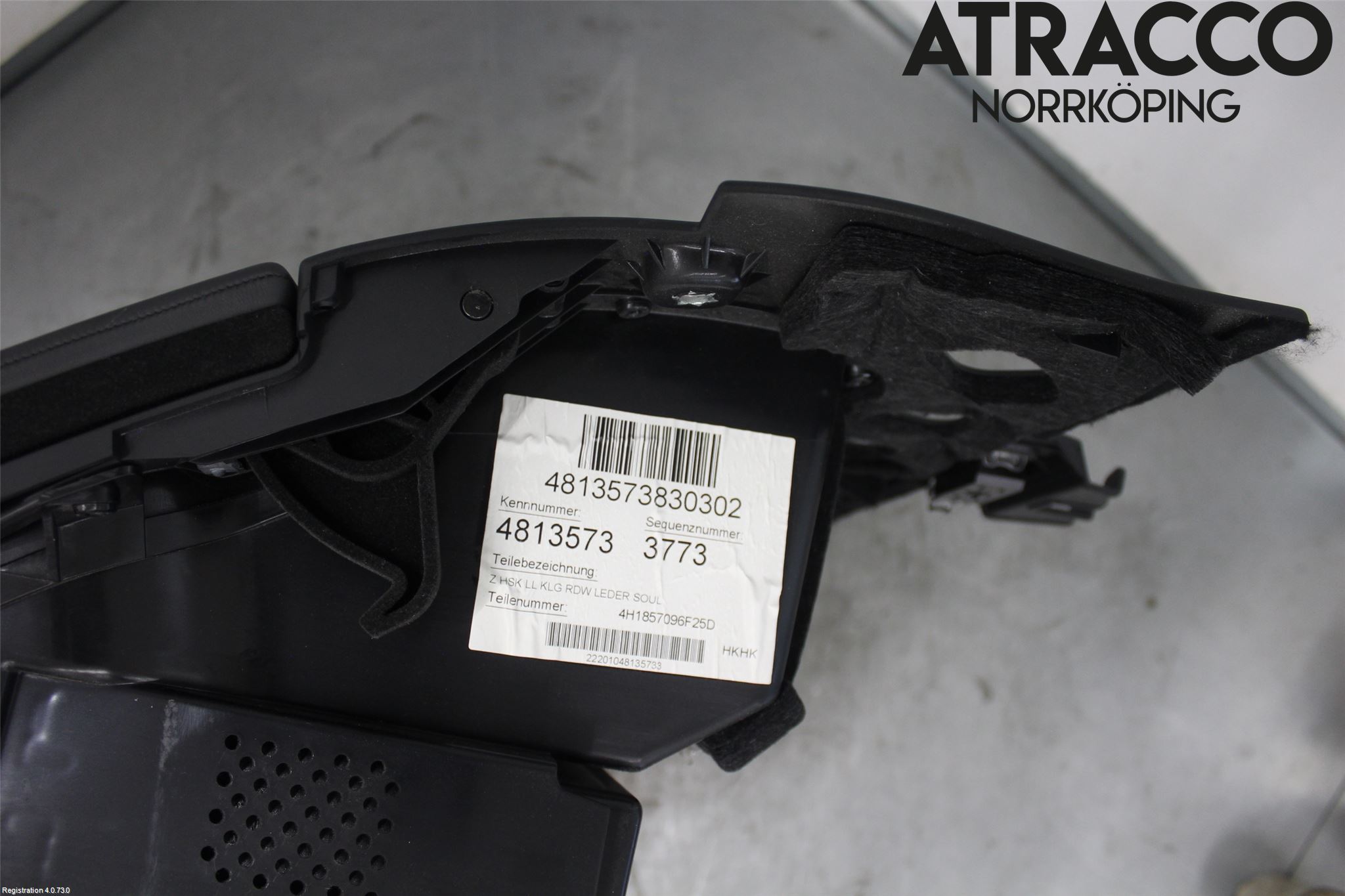 Audi A8/S8 4H 10-17 Handskfack