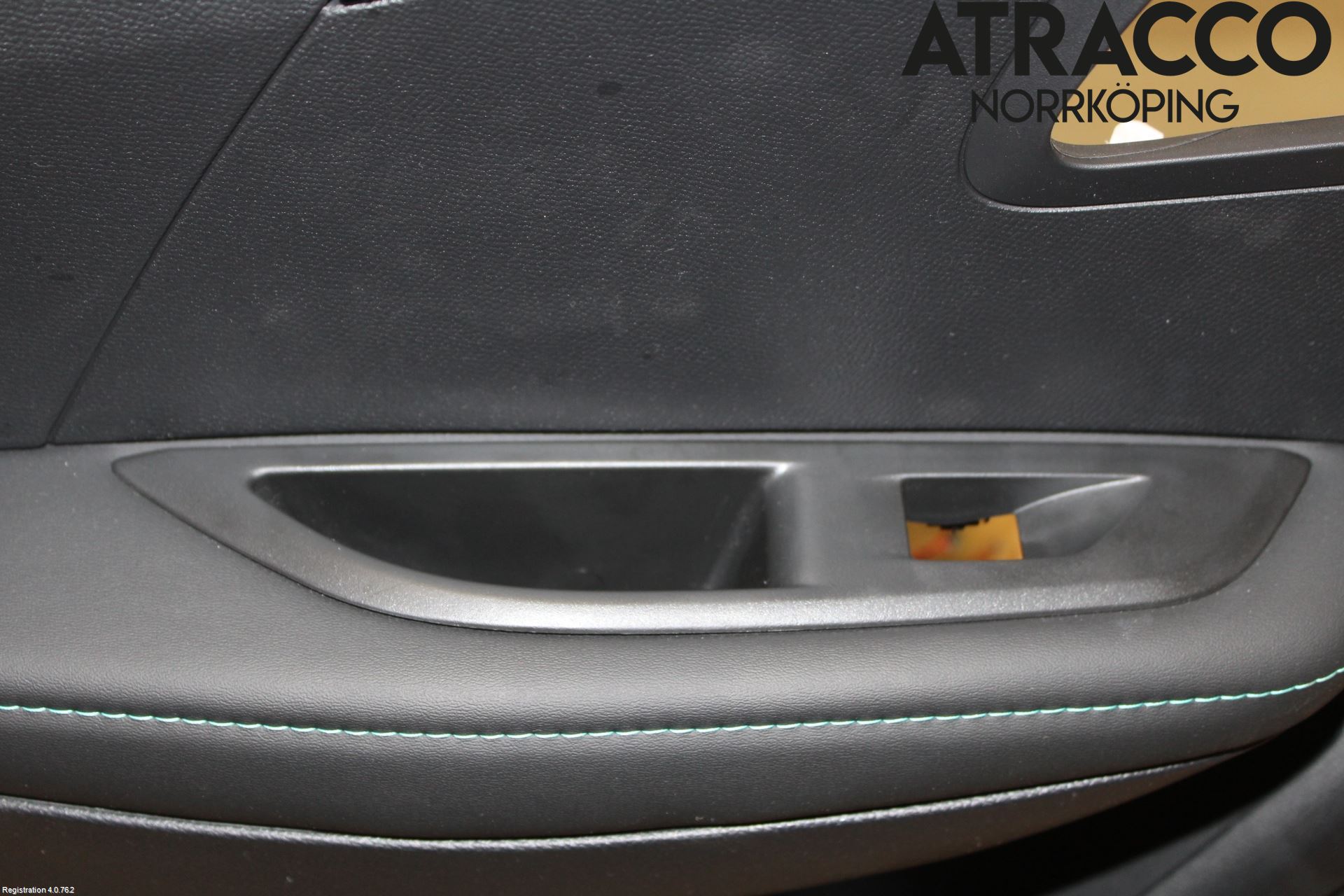 Peugeot 208/E-208 20- Dörrklädsel Vä