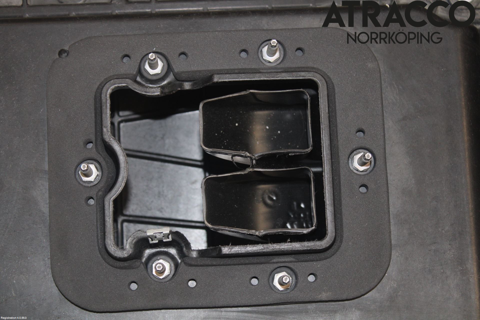 Landrover LAND ROVER RANGE ROVER EVOQUE (L551) 19- Batterilåda-Fäste-Hållare