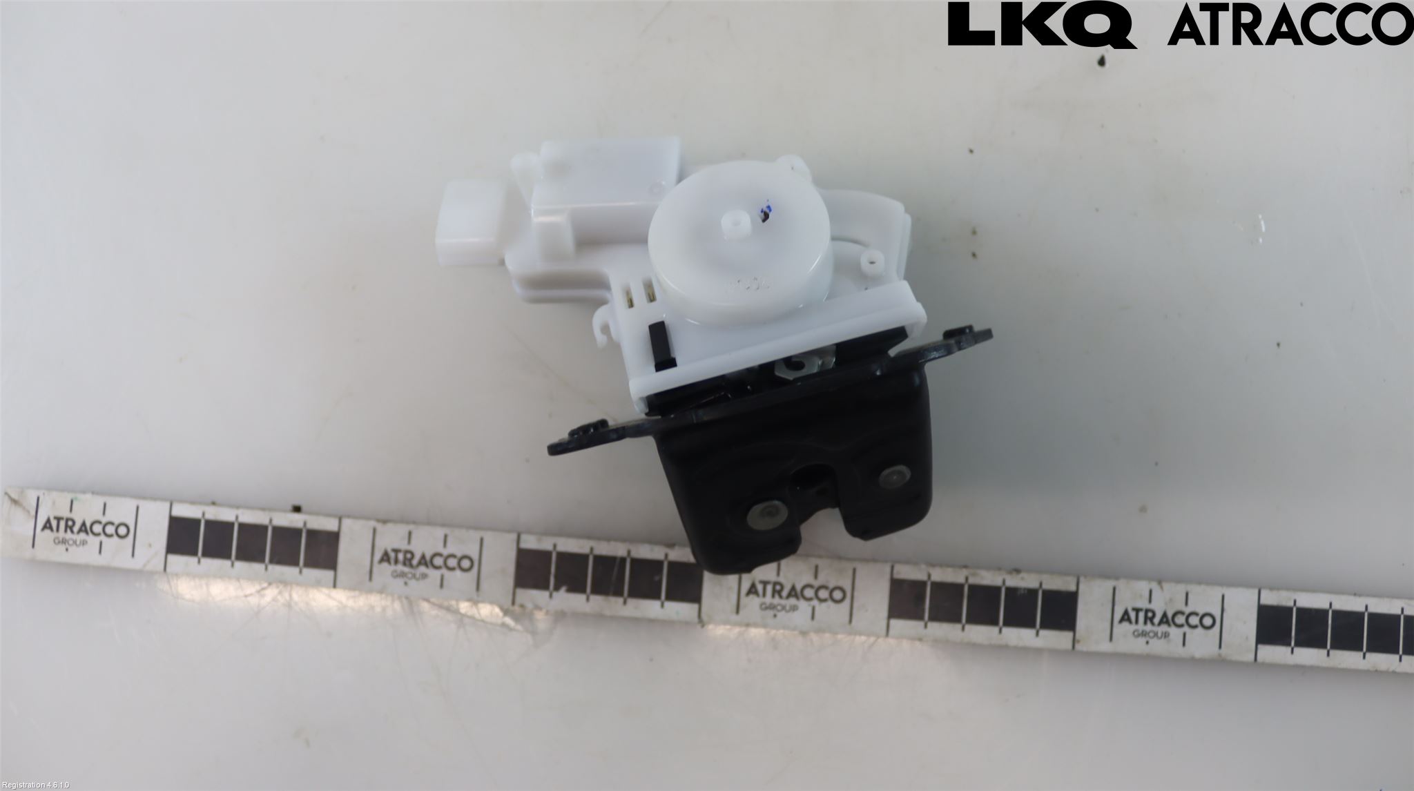 Toyota RAV4 19- Låskista Baklucka