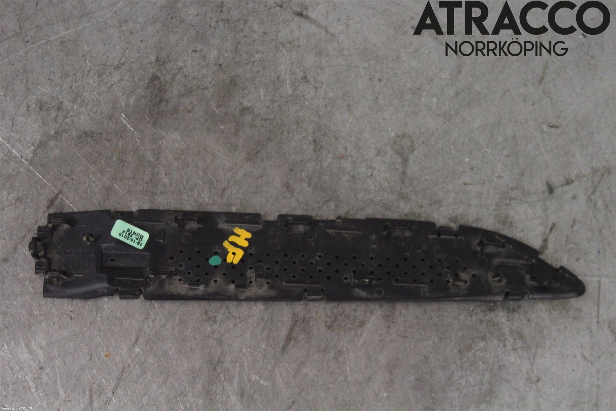 Jaguar F-PACE List Framskärm Hö