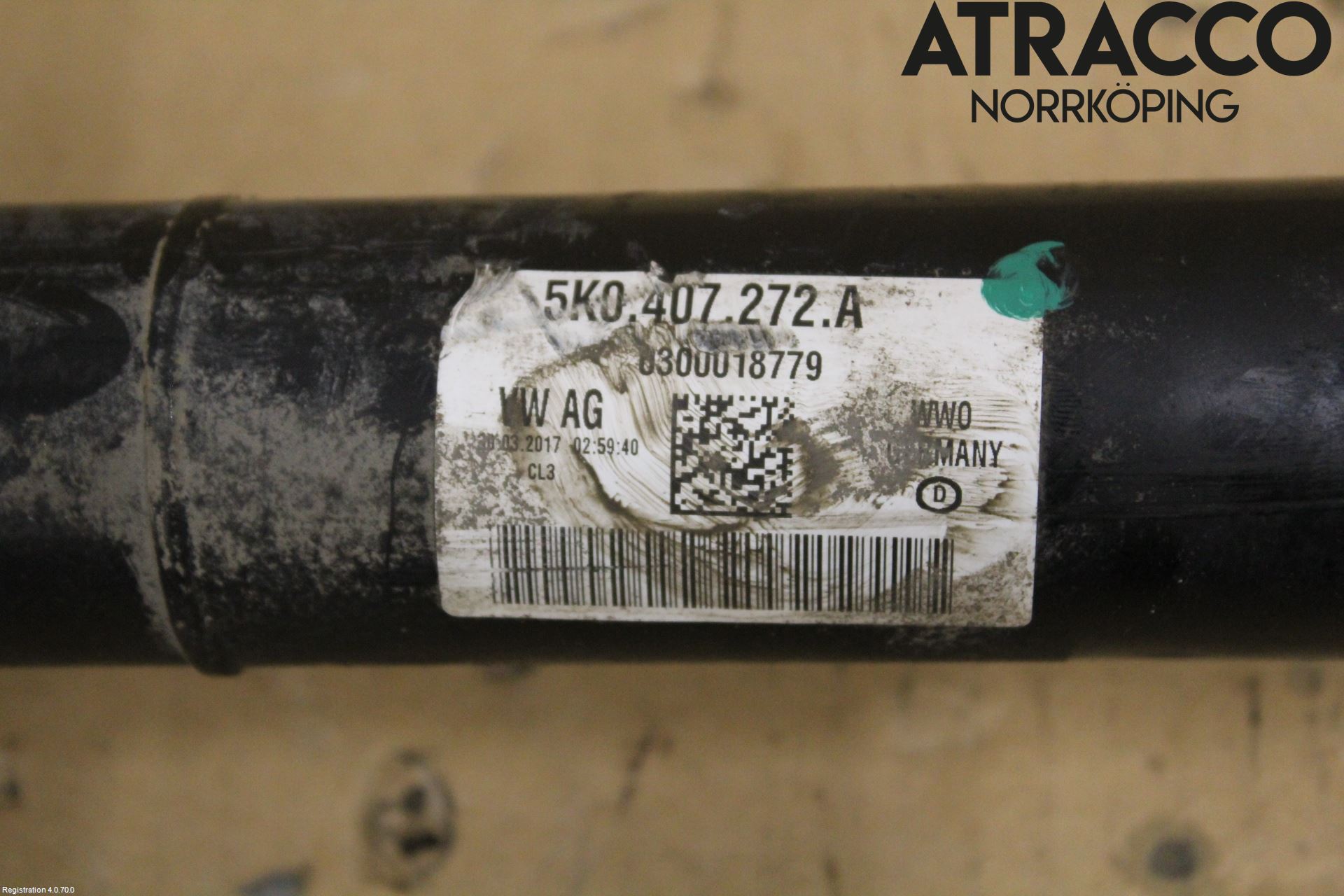 Volkswagen VW CADDY 16-20 Drivaxel Fram Höger