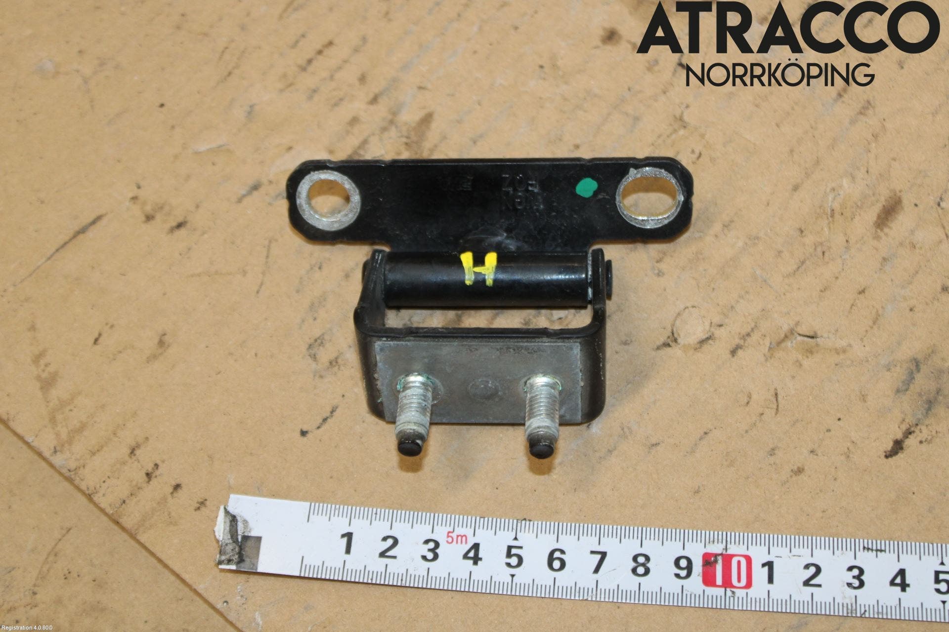 Kia SORENTO 15-20 Bakluckegångjärn Hö