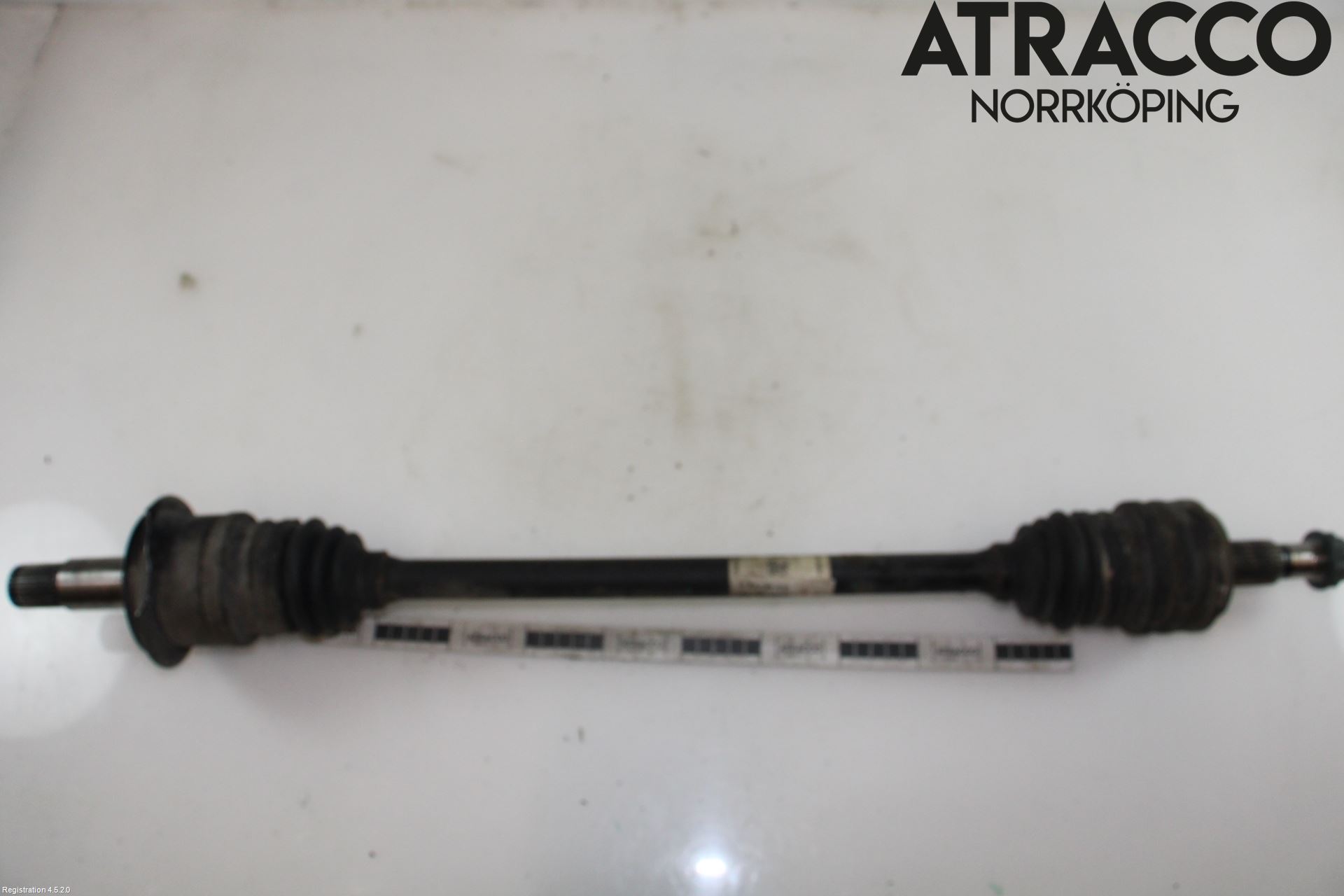 Mercedes-Benz MB E-KLASS (W213) 16-23 Drivaxel Bak Höger