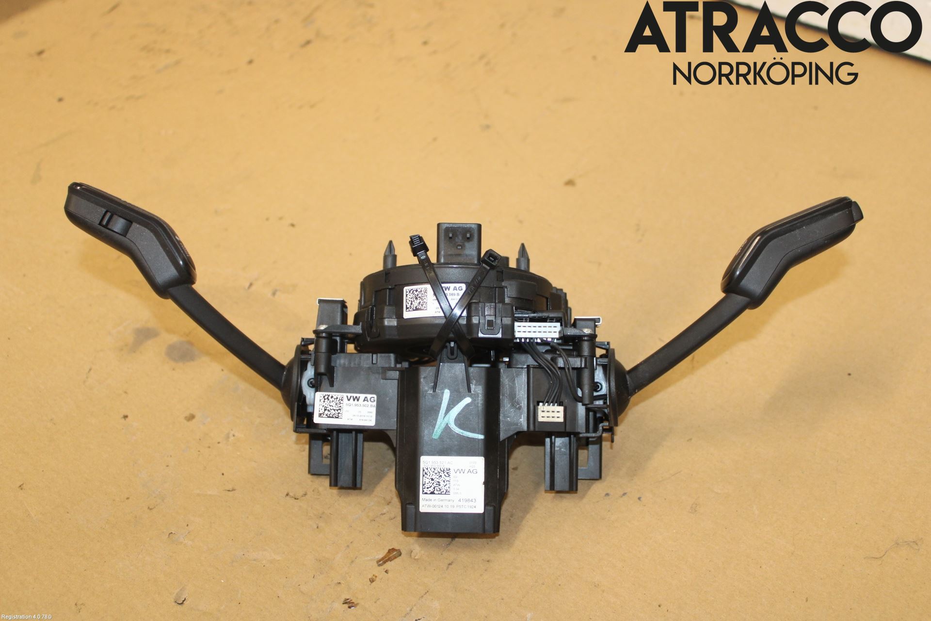 Volkswagen VW PASSAT 15-19 Spakcentral