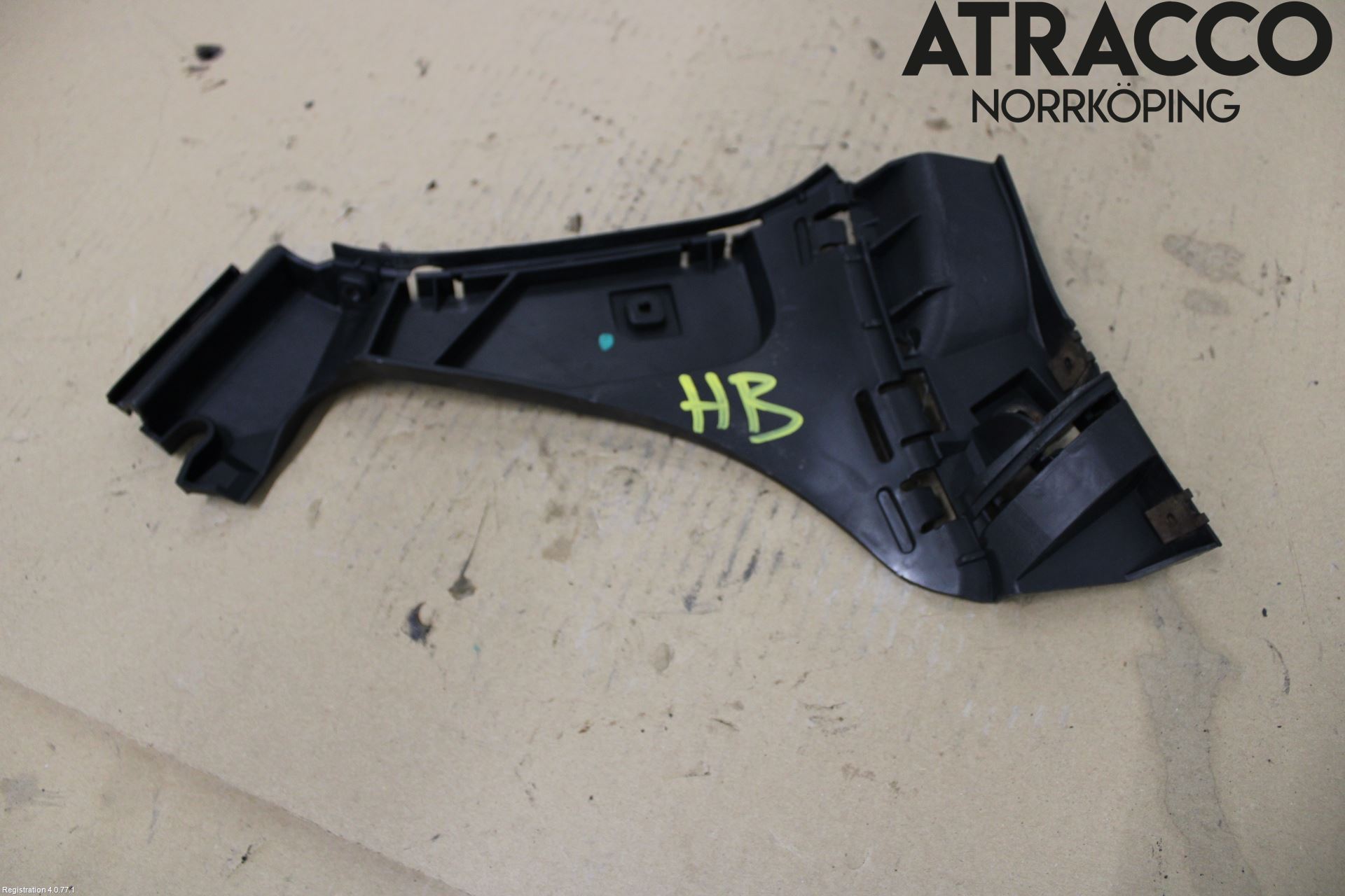 Volvo C30 07-10 Stötfångarfäste Bak Hö