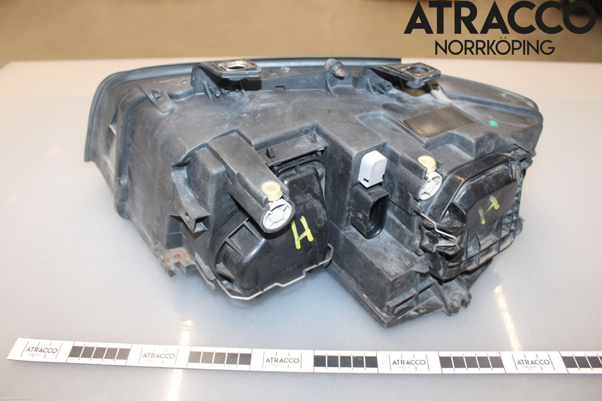 Audi A4/S4 01-05 Strålkastare Höger