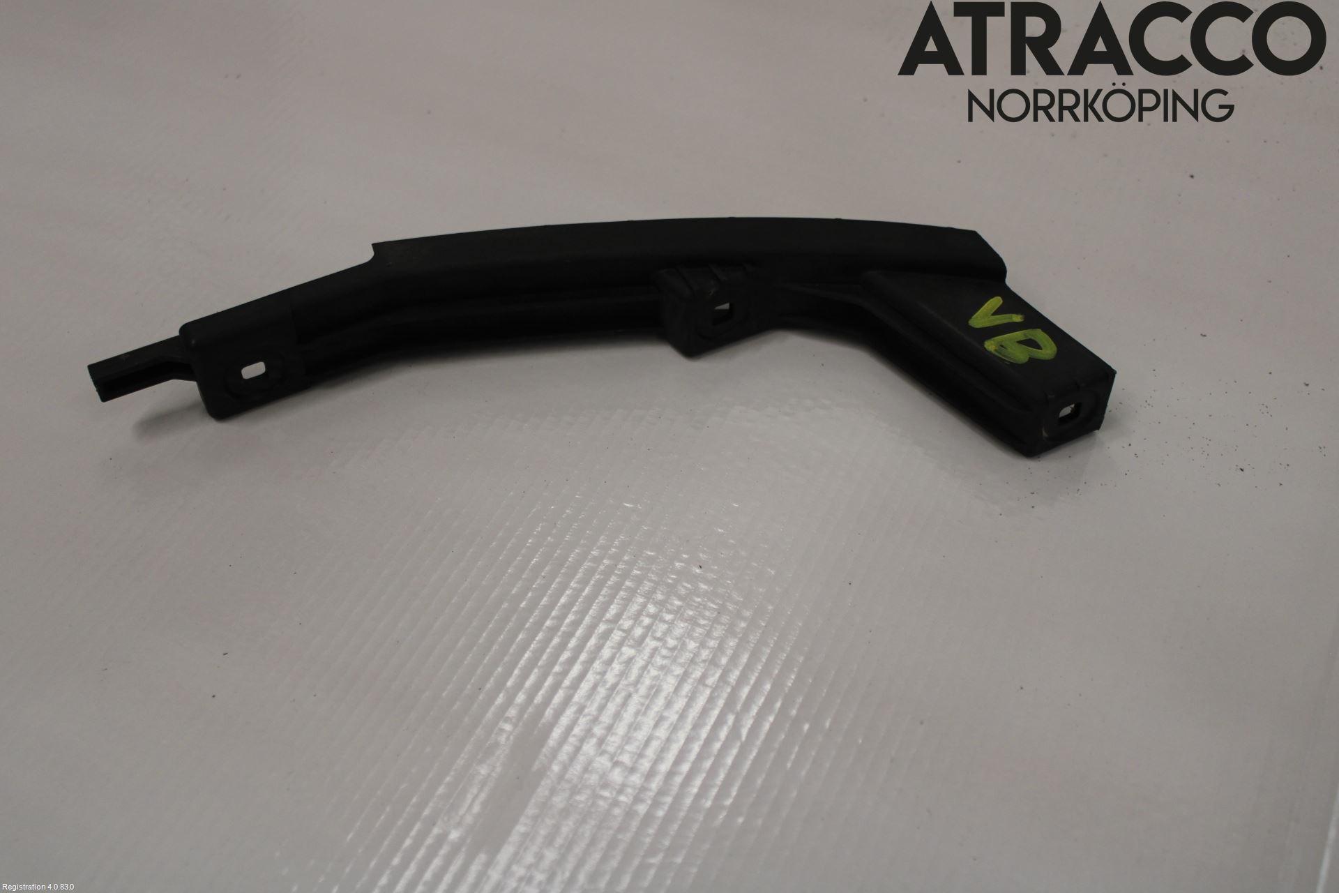 Audi TT 99-06 Stötfångarfäste Bak Vä