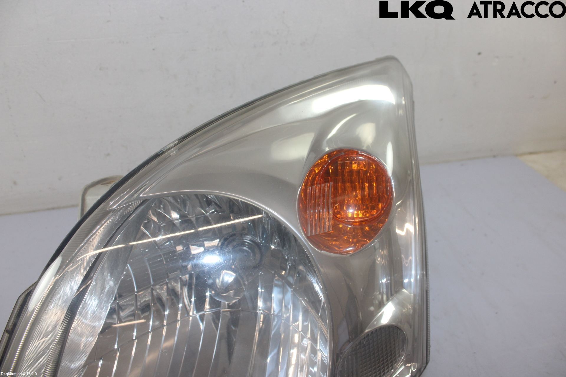 Toyota LANDCRUISER J120 02-09 Strålkastare Vänster
