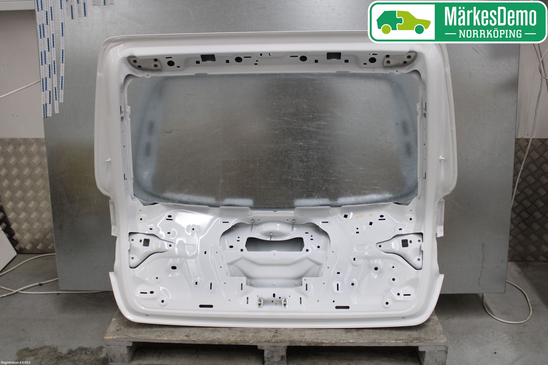 Audi A4/S4 B9 16-19 Baklucka Kombi