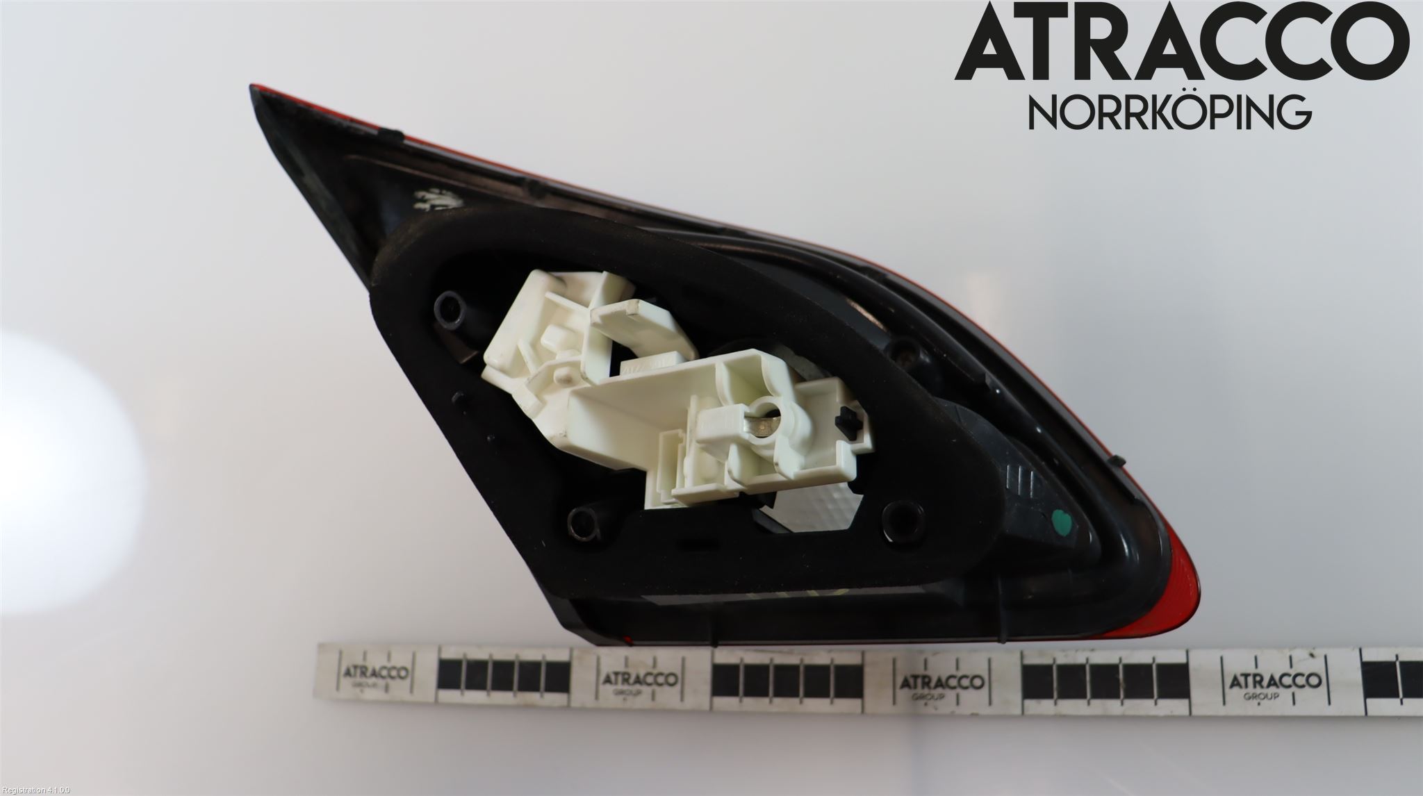 Opel ASTRA J 10-15 Bakljus Lucka Hö