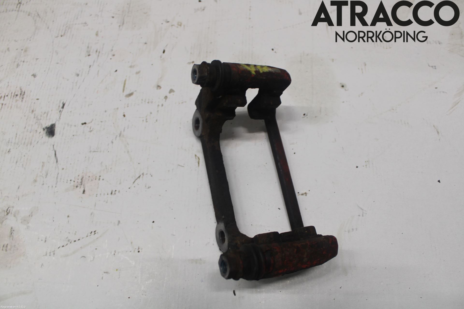 Audi A5 07-16 Bromsokshållare