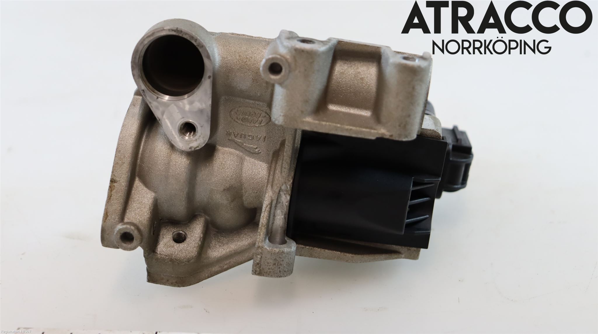 Jaguar F-PACE Avgaskylare