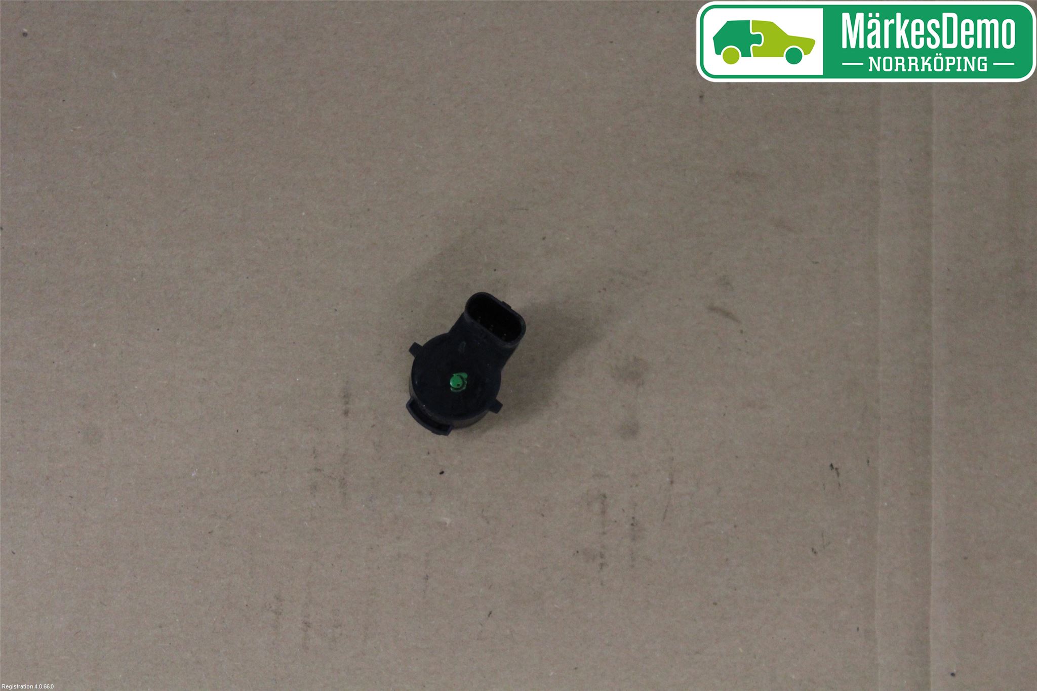 Skoda SUPERB 16-24 Parkeringshjälp Backsensor