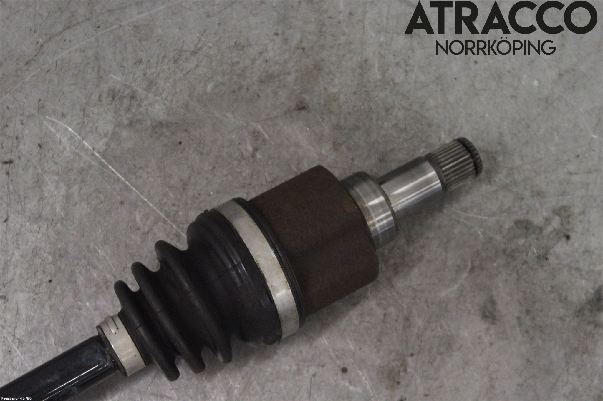 Volkswagen VW UP! / E-UP! Drivaxel Fram Vänster