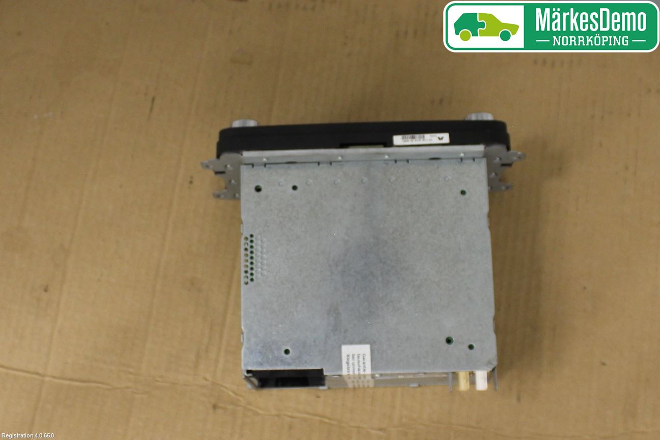 Volkswagen VW PASSAT 05-11 Cd Radio - Multimediapanel