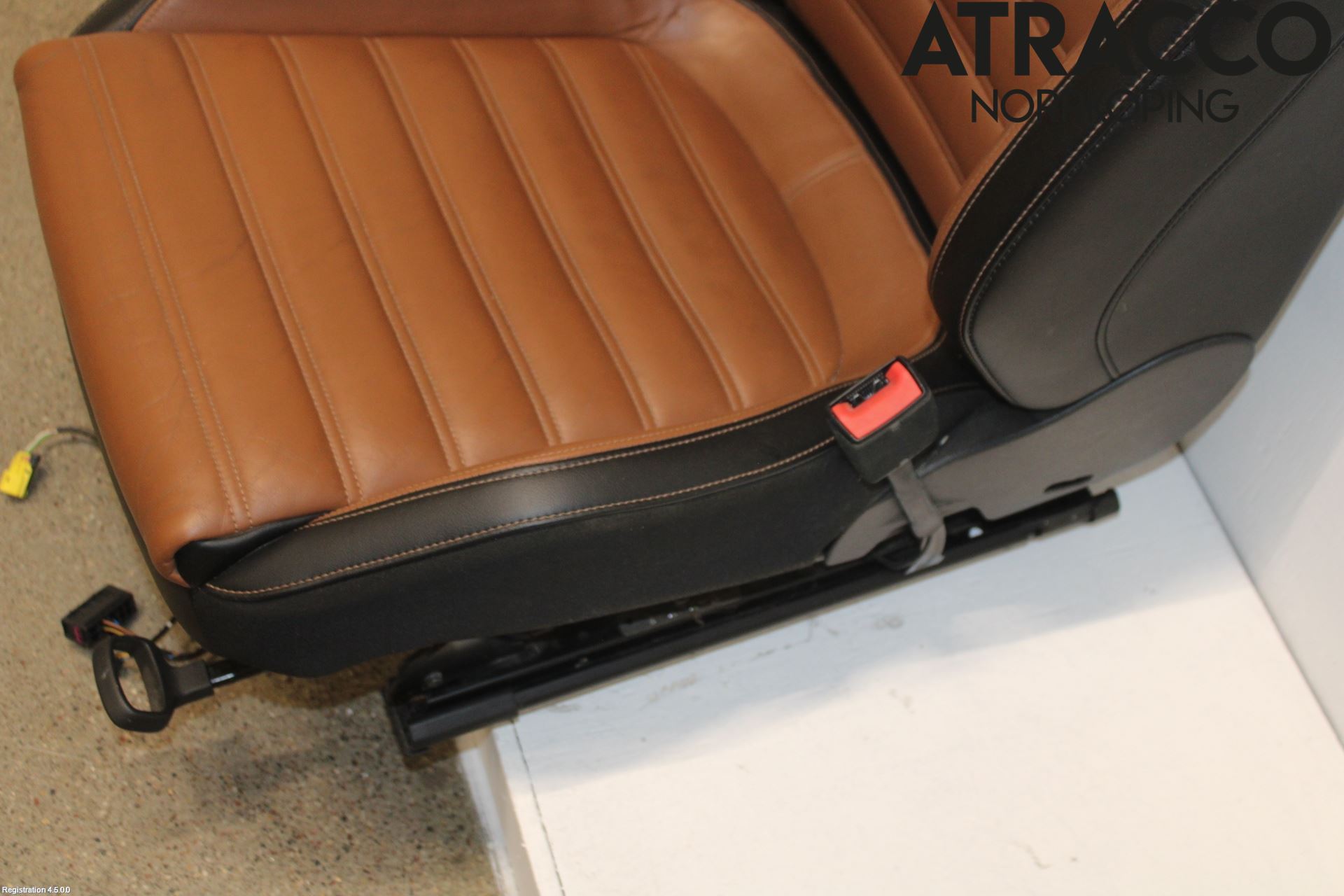 Volkswagen VW PASSAT 11-14 Inredning Stol Fram Hö