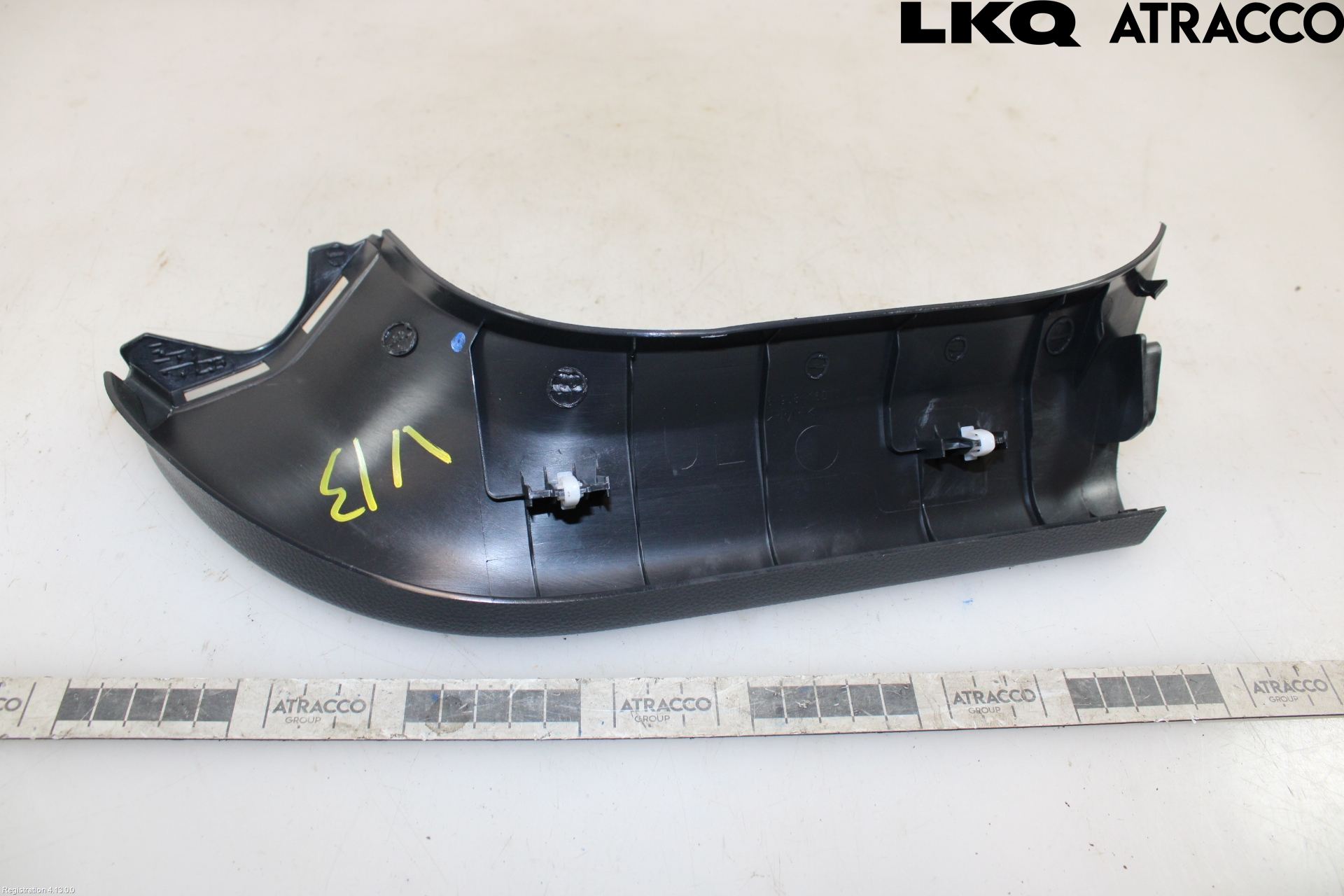 Toyota COROLLA CROSS XG10 22- Inredning Bakluckeklädsel