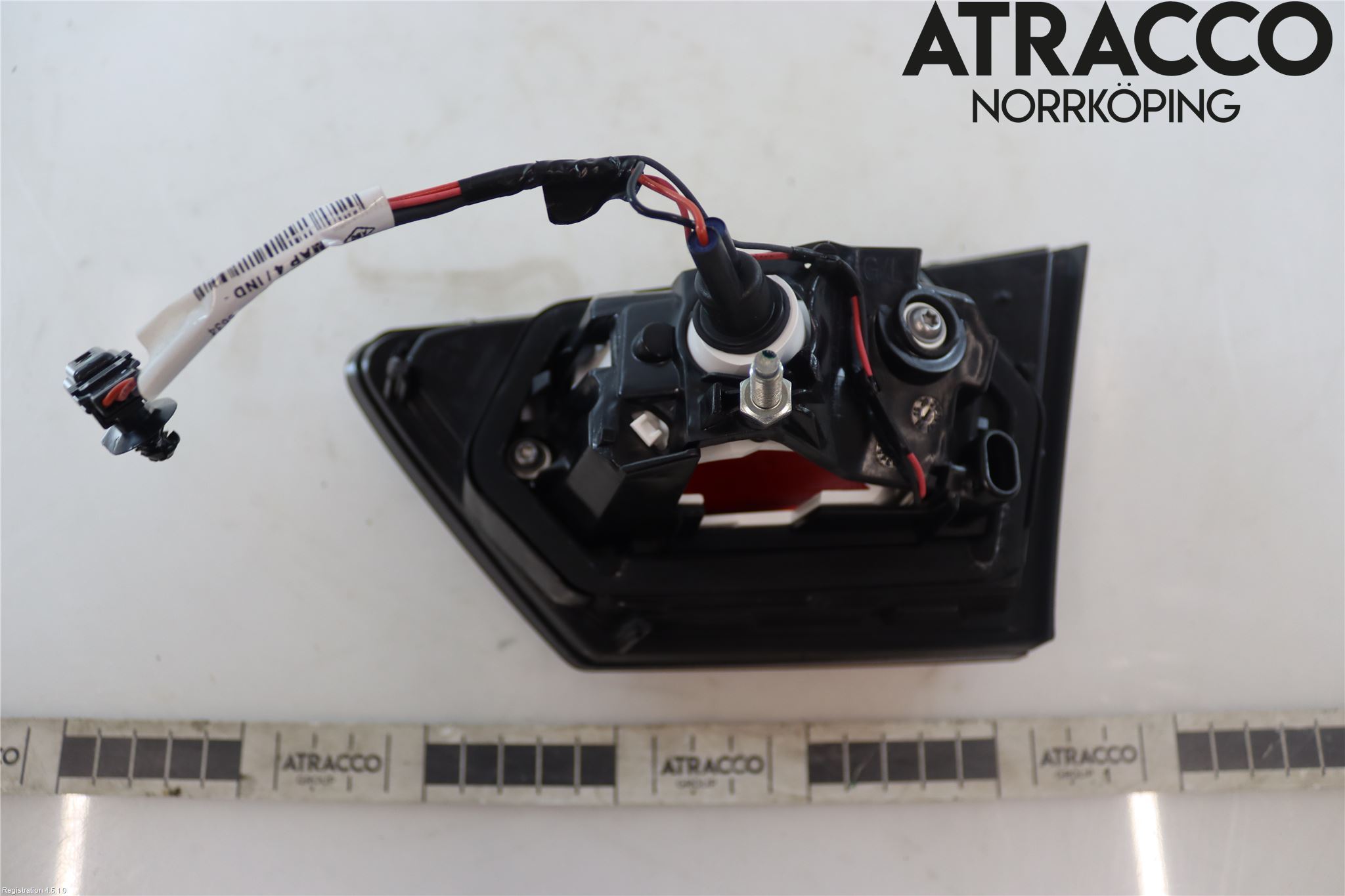 Renault CLIO IV 16-19 Bakljus Lucka Vä