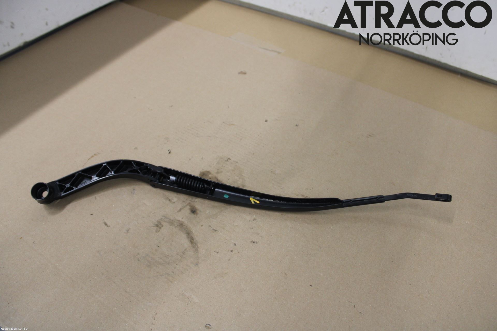 Toyota RAV4 19- Torkararm Armar Vindruta