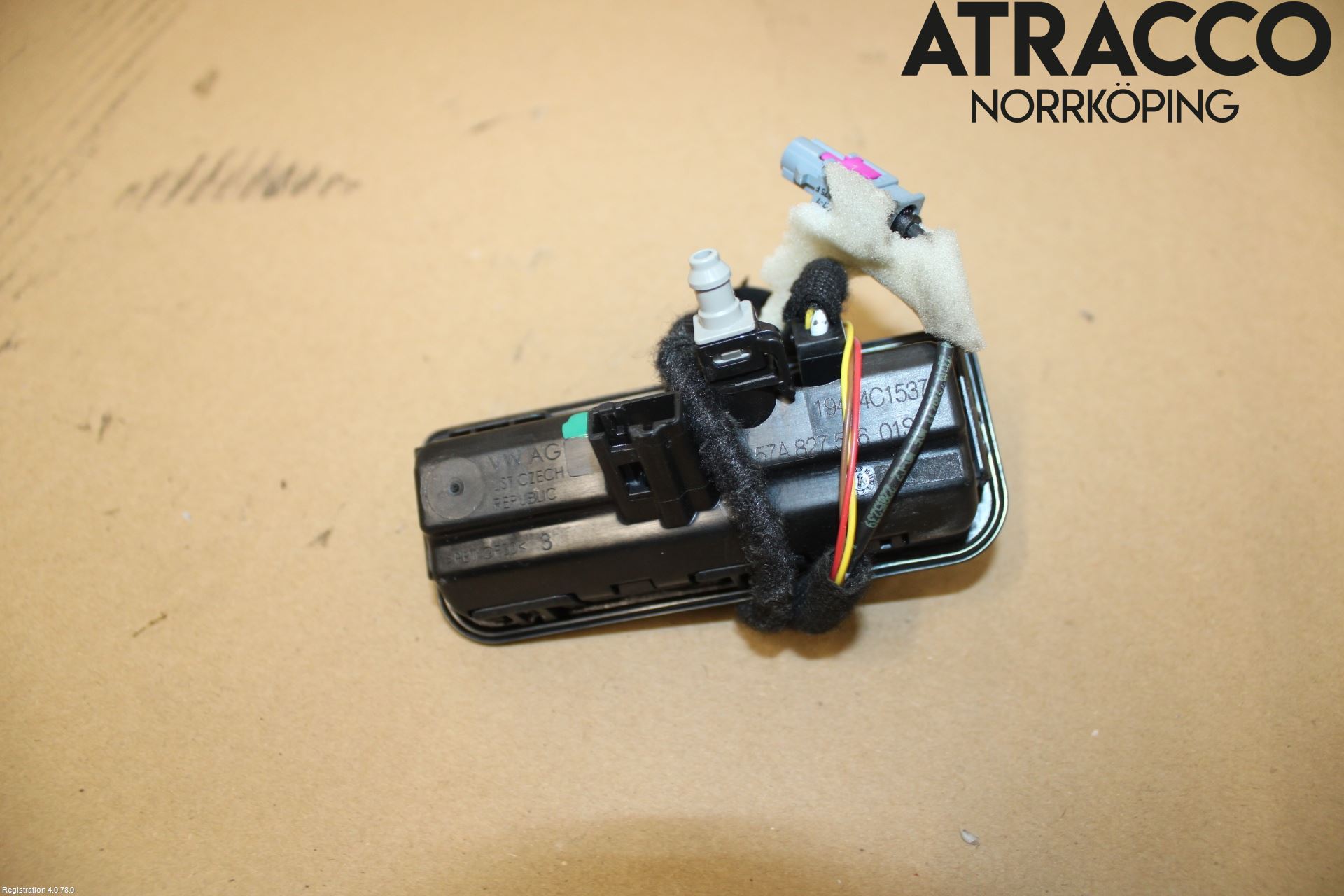 Skoda KAROQ 18- Bakluckehandtag