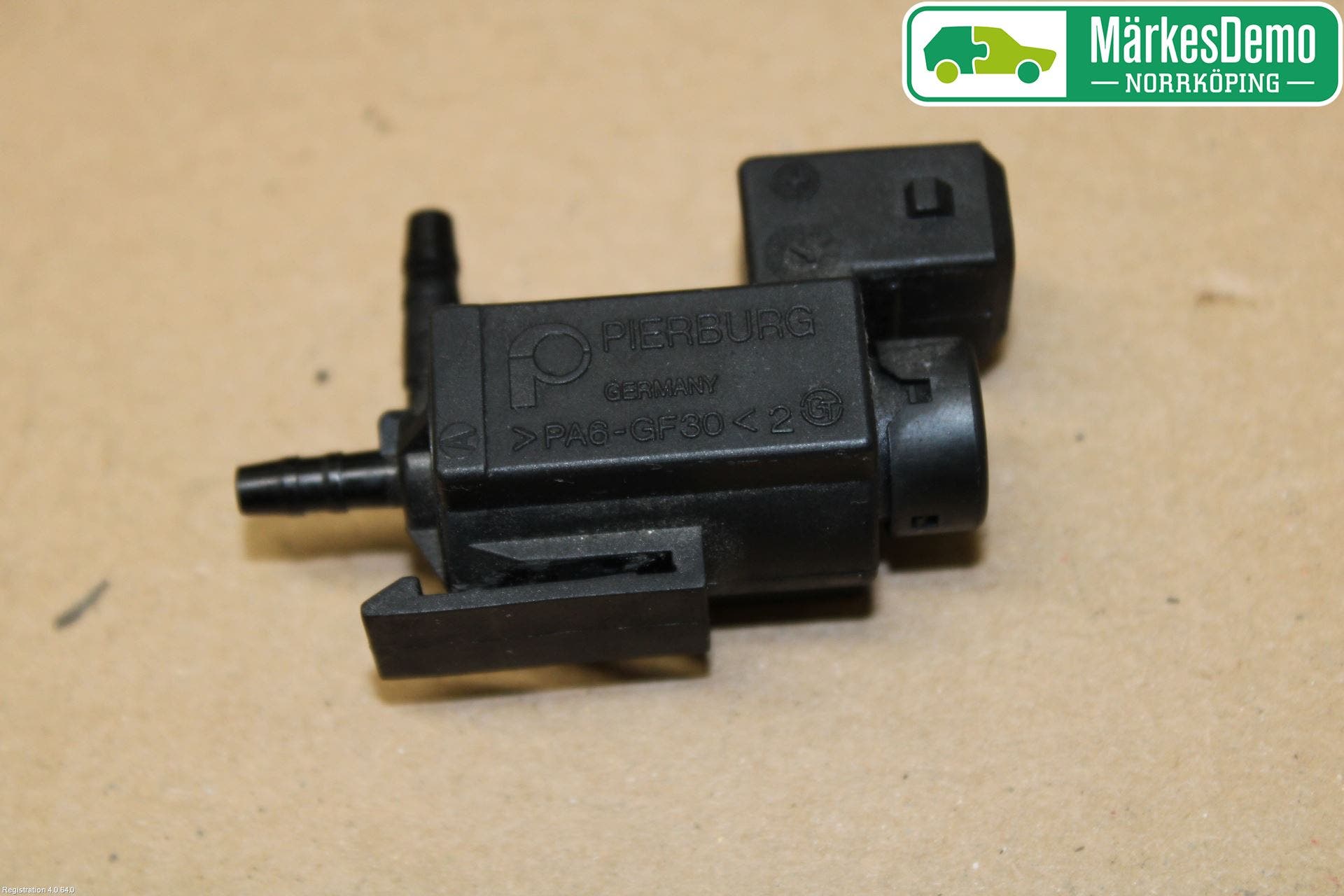 BMW 5 F10/F11/F18 09-17 Vakuumventil