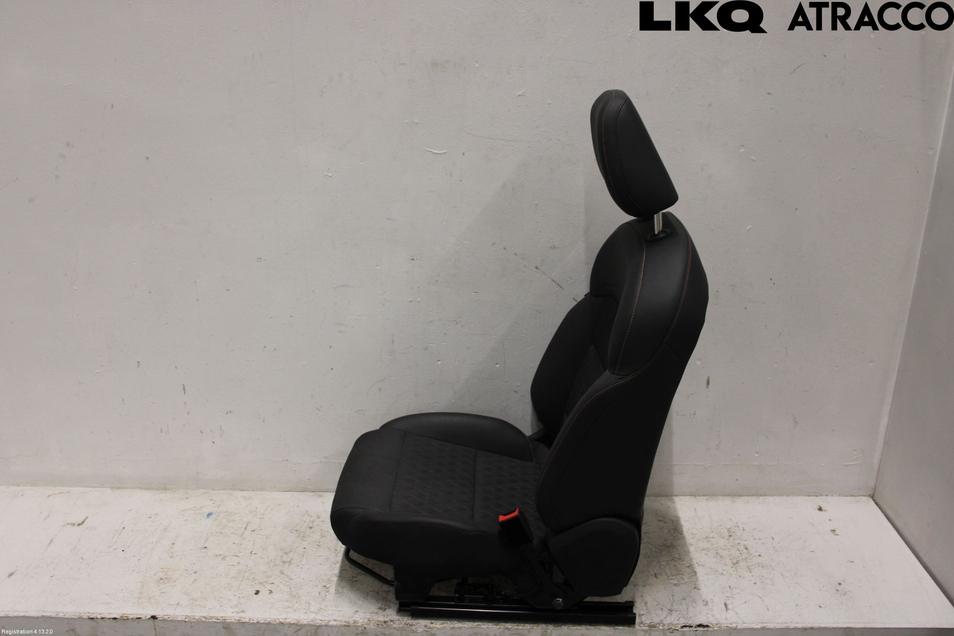 MG 3 HYBRID+ 25- Inredning Stol Fram Hö
