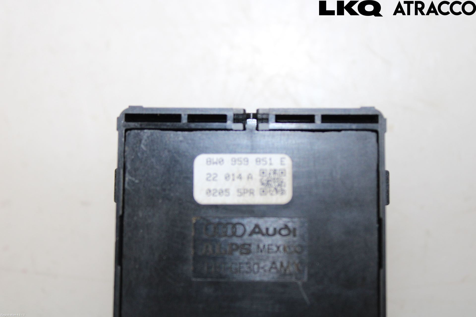 Audi A4/S4 B9 20- Strömställare Elhiss