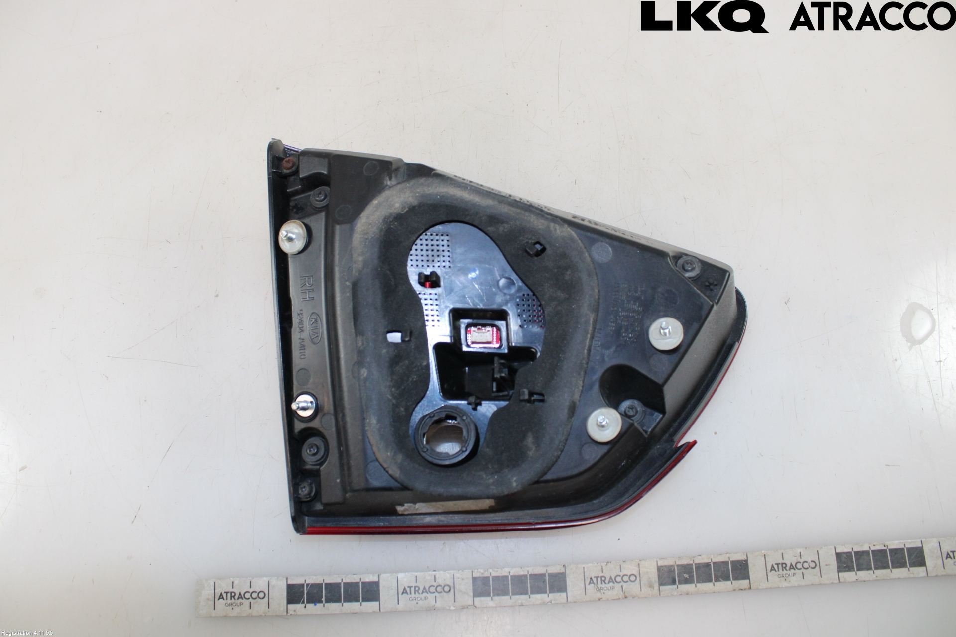 Kia CARENS III 13-19 Bakljus Lucka Hö