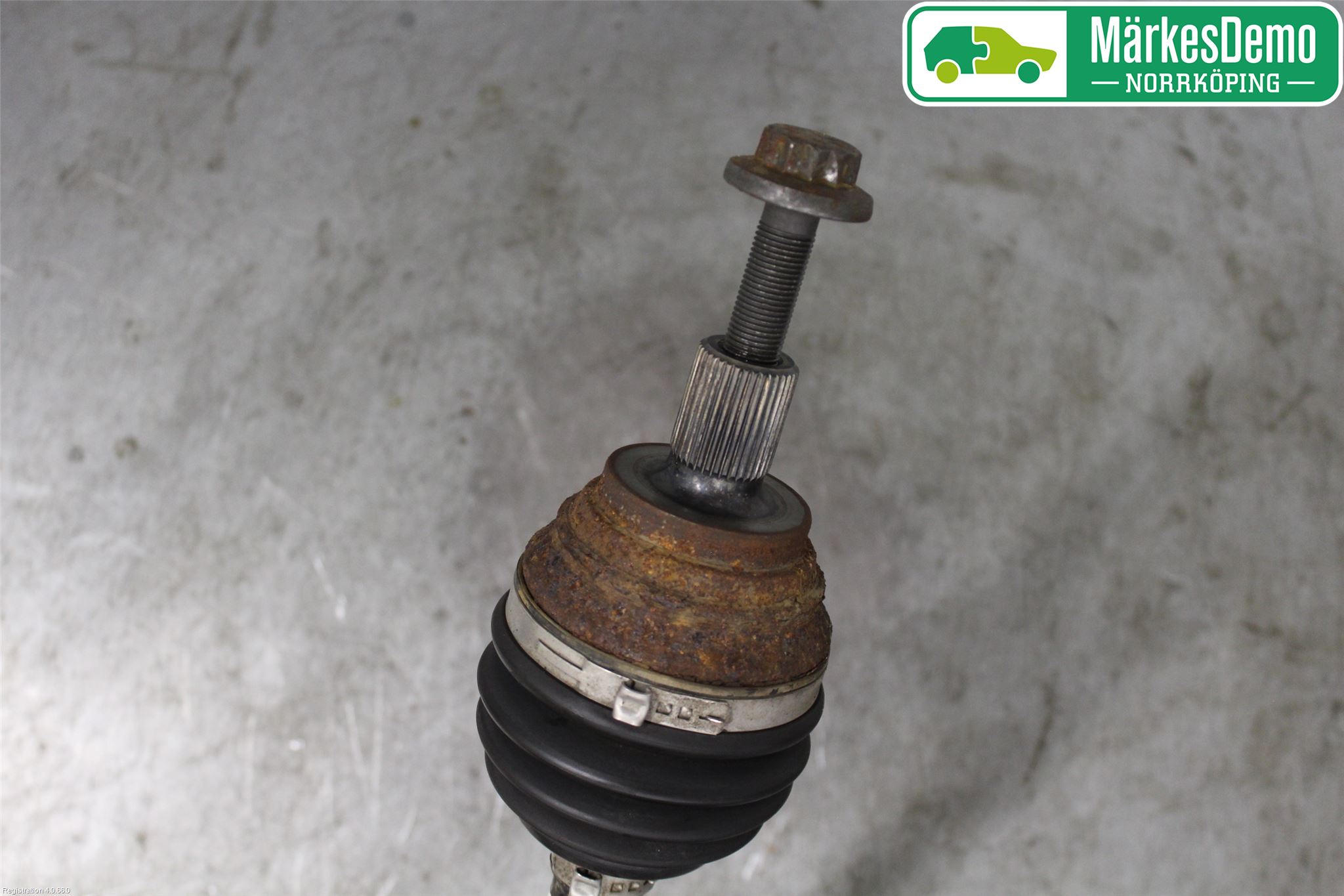 Seat LEON 13-20 Drivaxel Fram Vänster