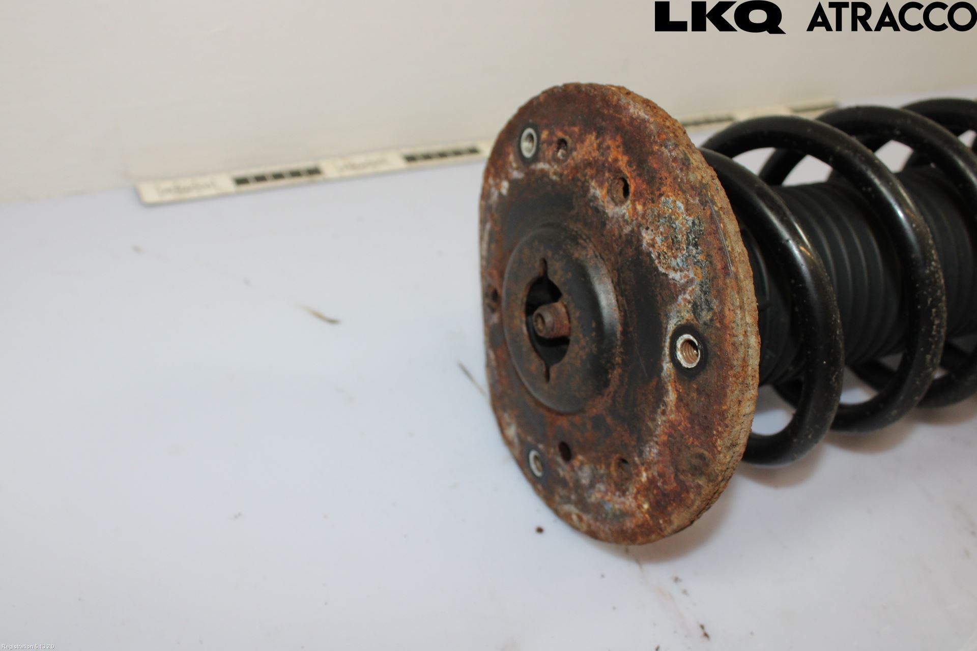 Volvo V60 14-18 Fjäderben Fram Höger