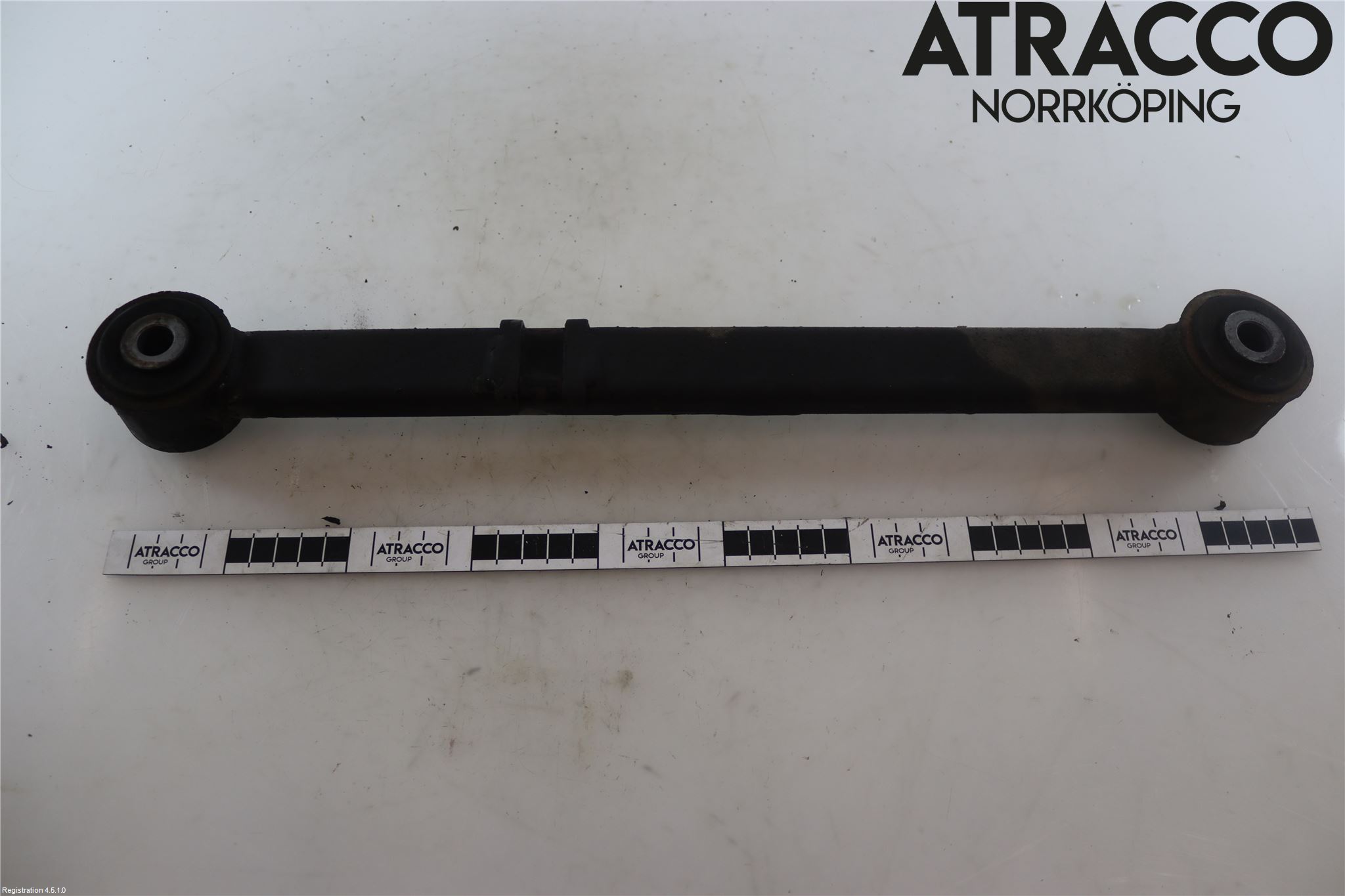 Chevrolet SUBURBAN Momentstag Bak