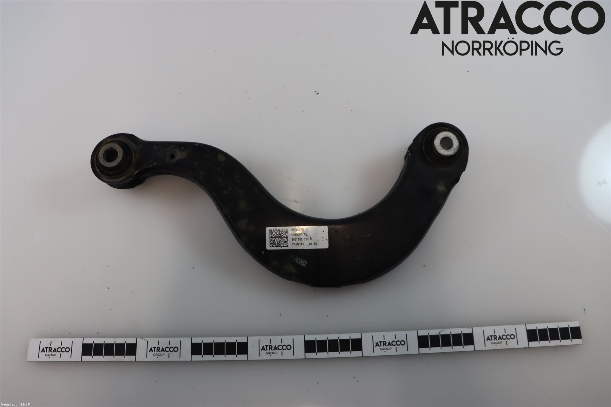 Skoda SUPERB 16-24 Bärarm Bak Övre Höger