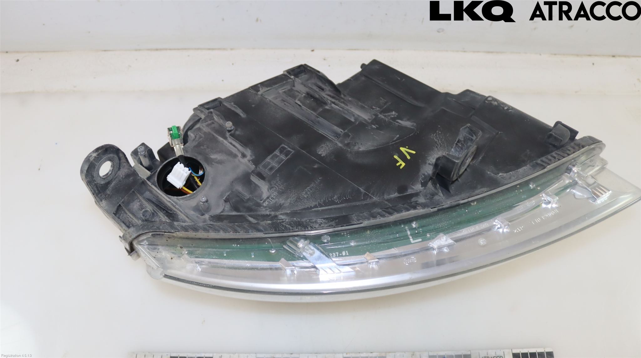 Audi A6/S6     05-11 Strålkastare Vänster