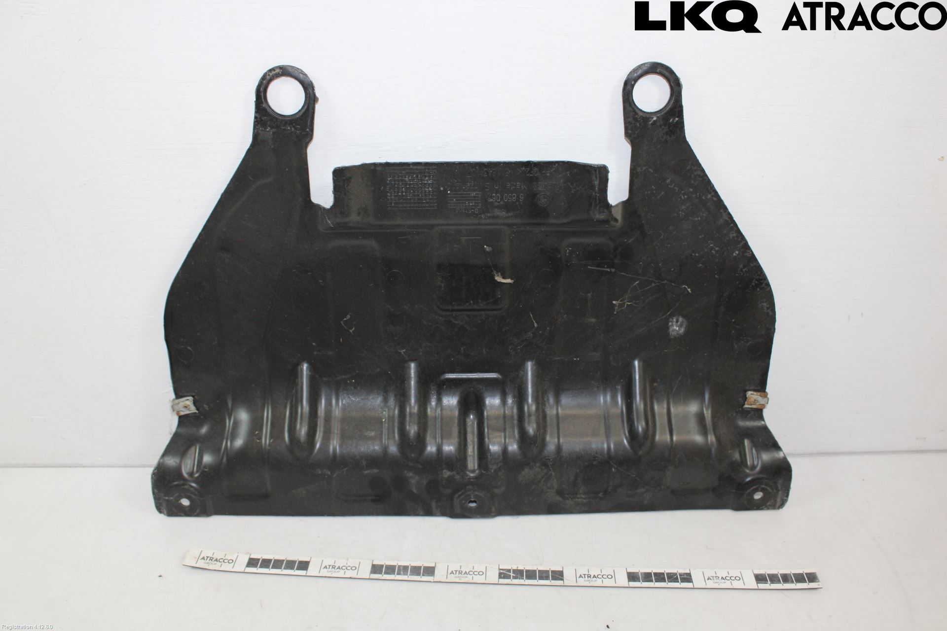 BMW 1 F20/F21 11-19 Hasplåt Plåt-Plast