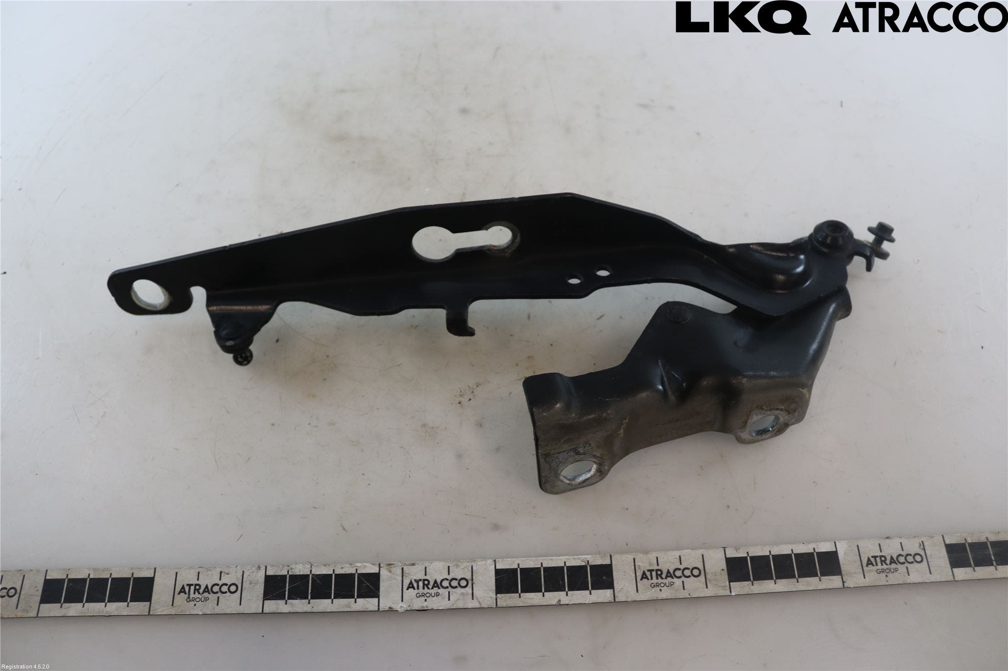 Volvo S80 07-13 Huvgångjärn