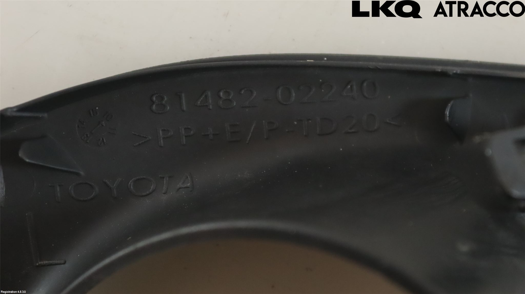 Toyota AURIS 10-12 Grilldel Vänster