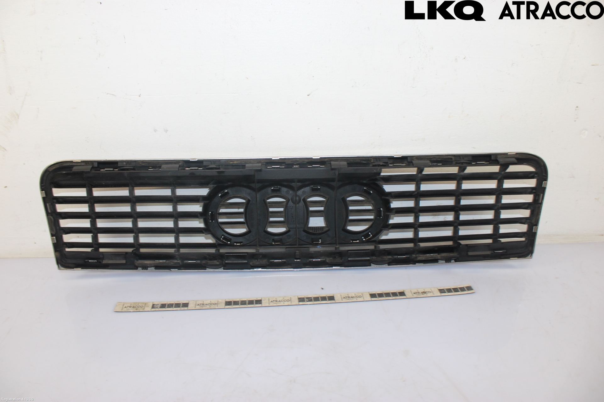 Audi A4/S4 01-05 Grill Komp