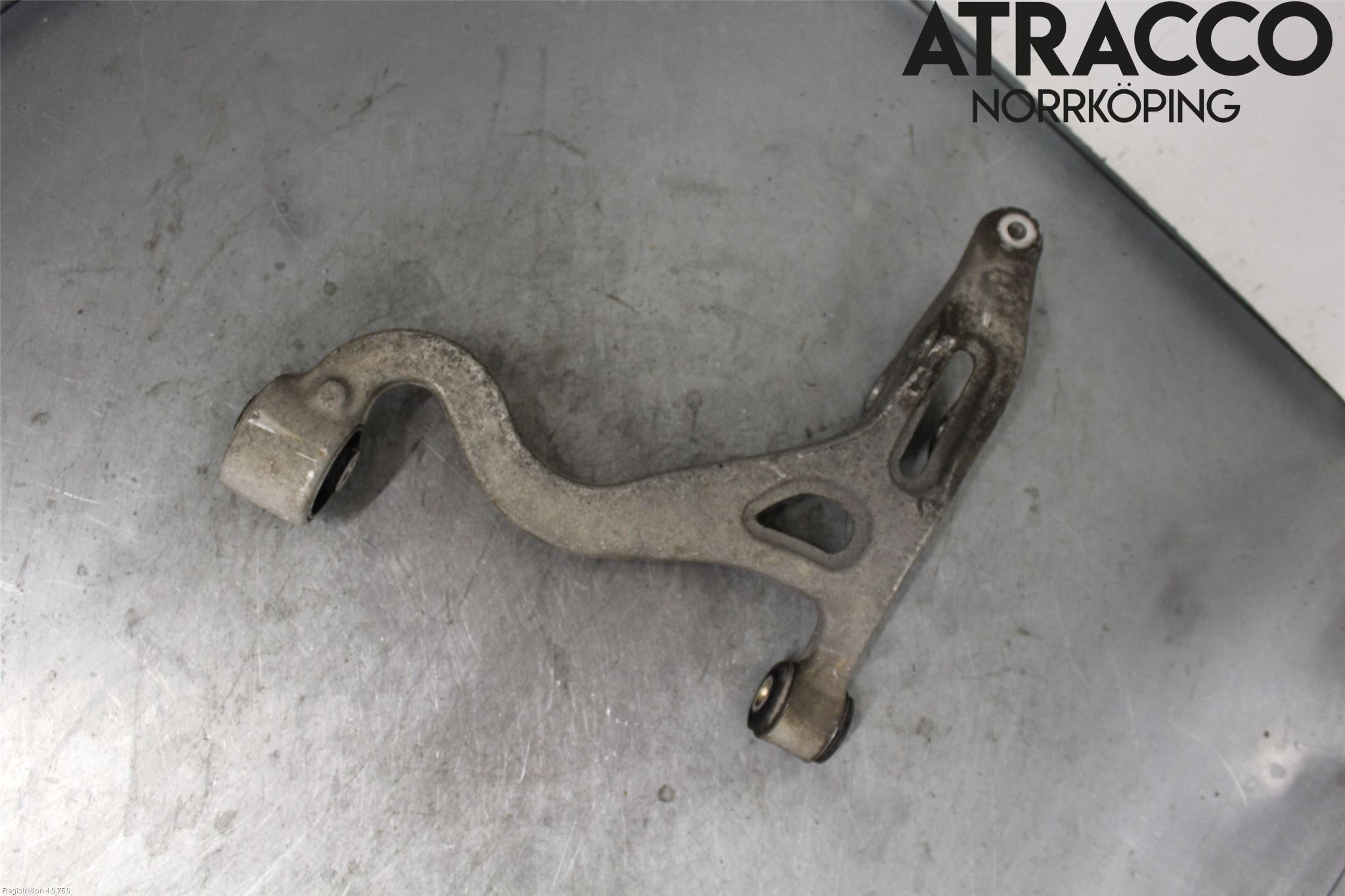 Jaguar S-TYPE Bärarm Fram Undre Vä