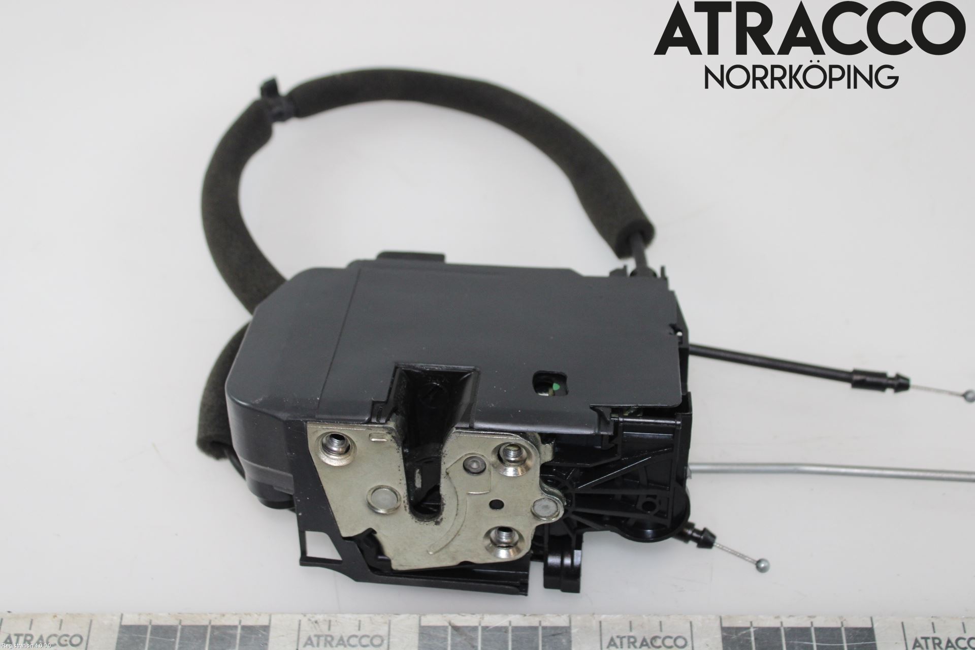 Iveco DAILY 14->> Låskista-Dörrlås