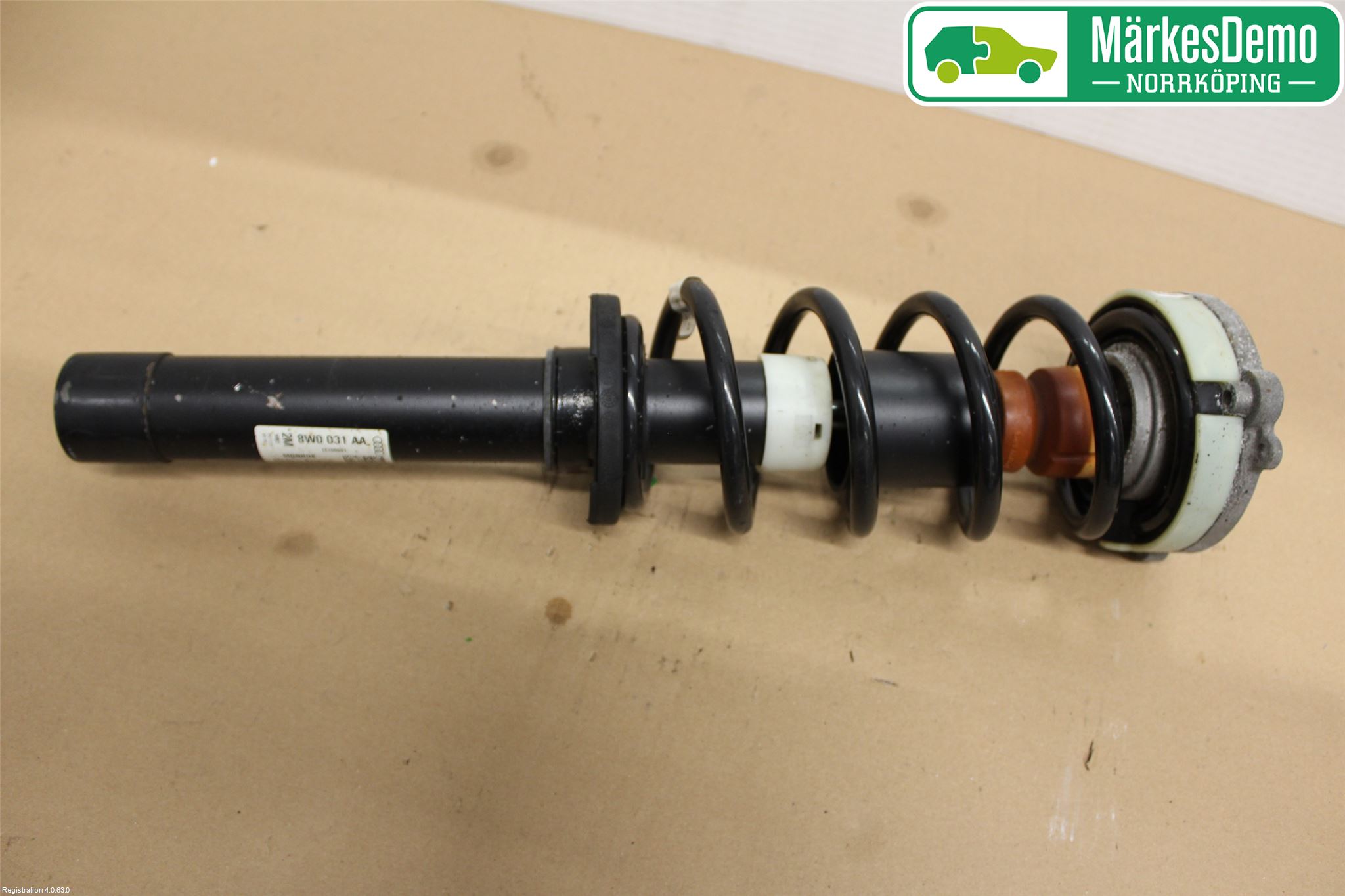 Audi A4/S4 B9 16-19 Fjäderben Fram Höger