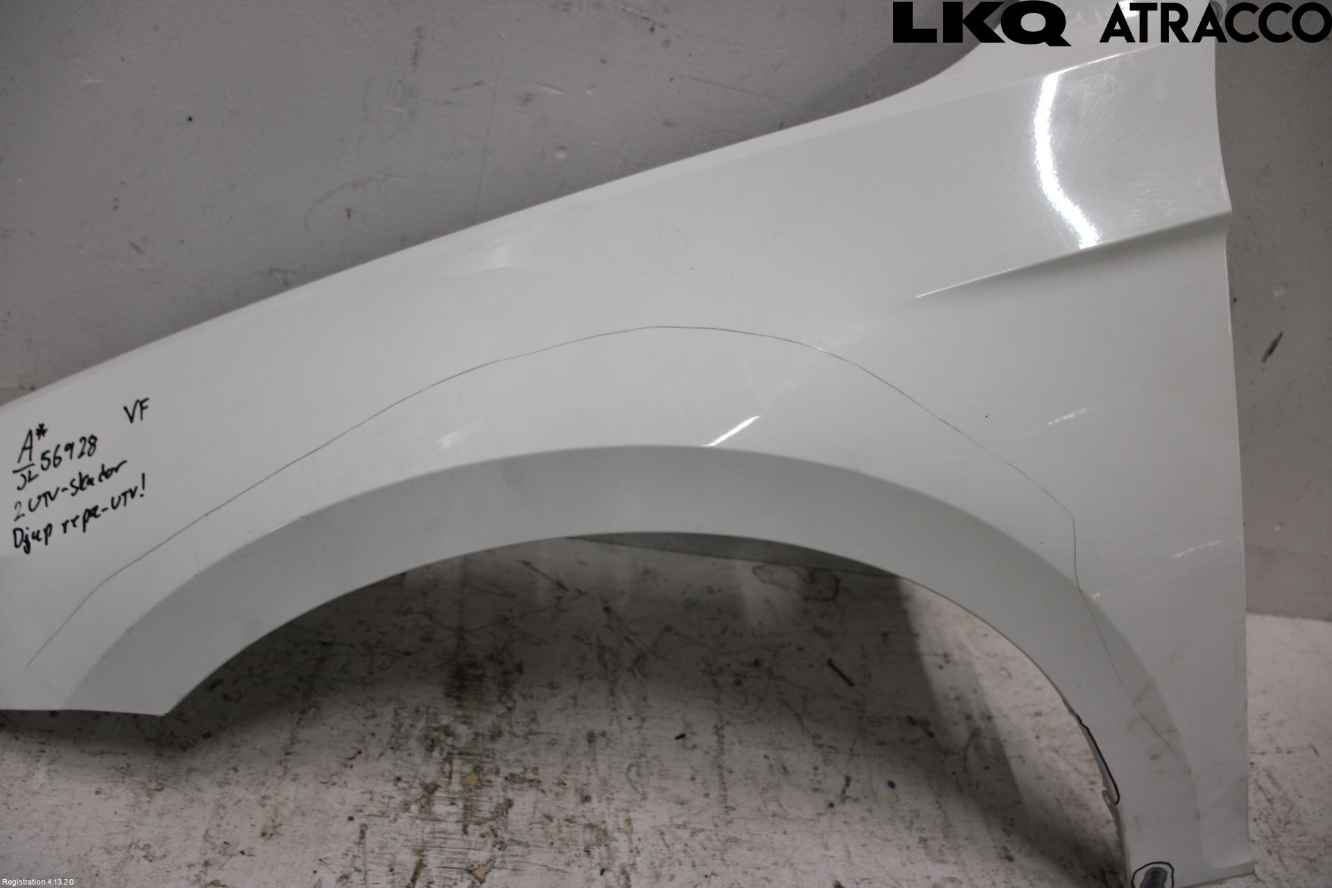 Volkswagen VW PASSAT 15-19 Skärm Fram Vänster